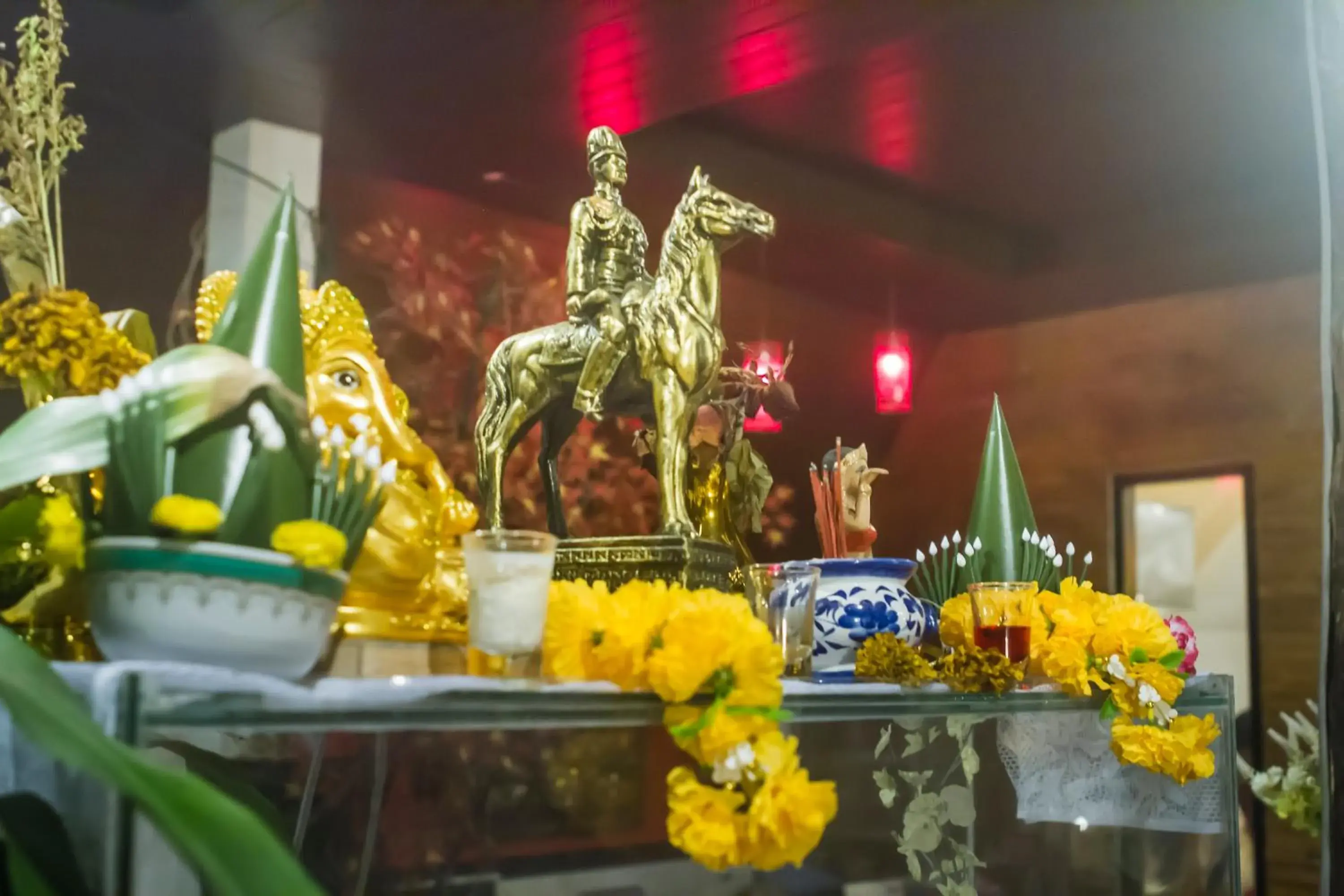 Restaurant/places to eat in Phangan Cove Beach Resort Restaurant/places to eat in Phangan Cove Beach Resort