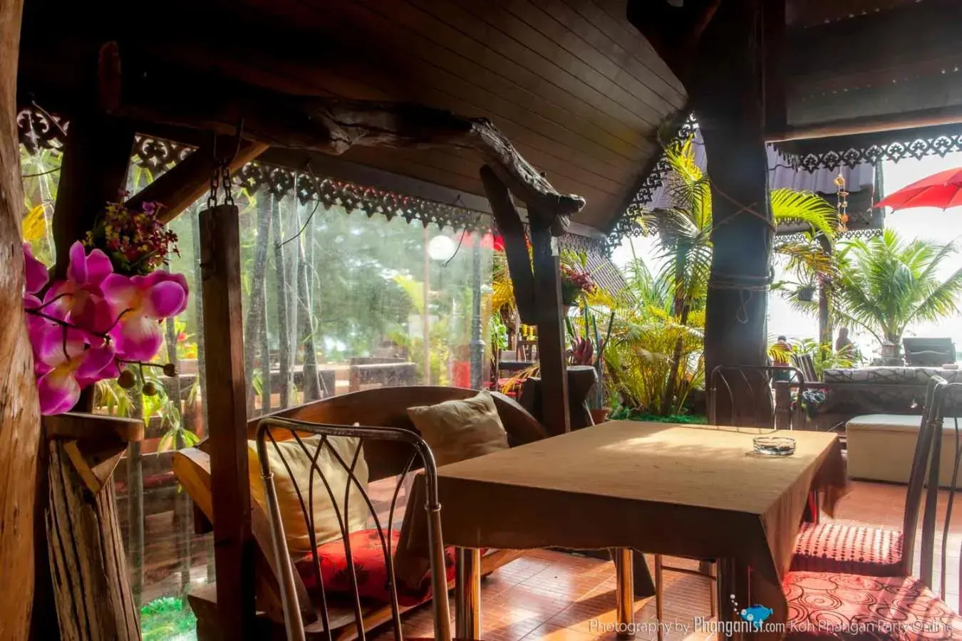 Restaurant/places to eat in Phangan Cove Beach Resort Restaurant/places to eat in Phangan Cove Beach Resort