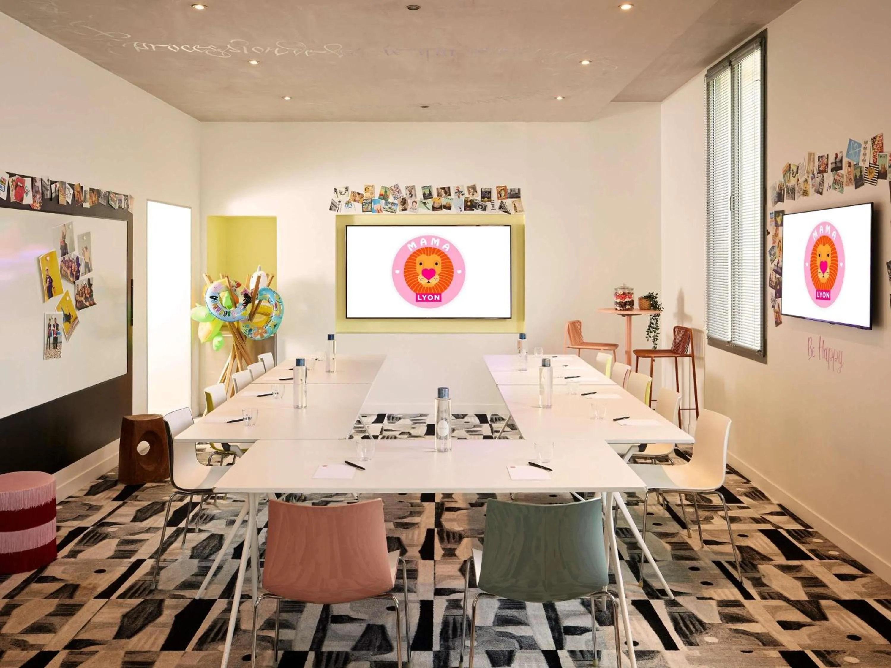 Meeting/conference room in Mama Shelter Lyon