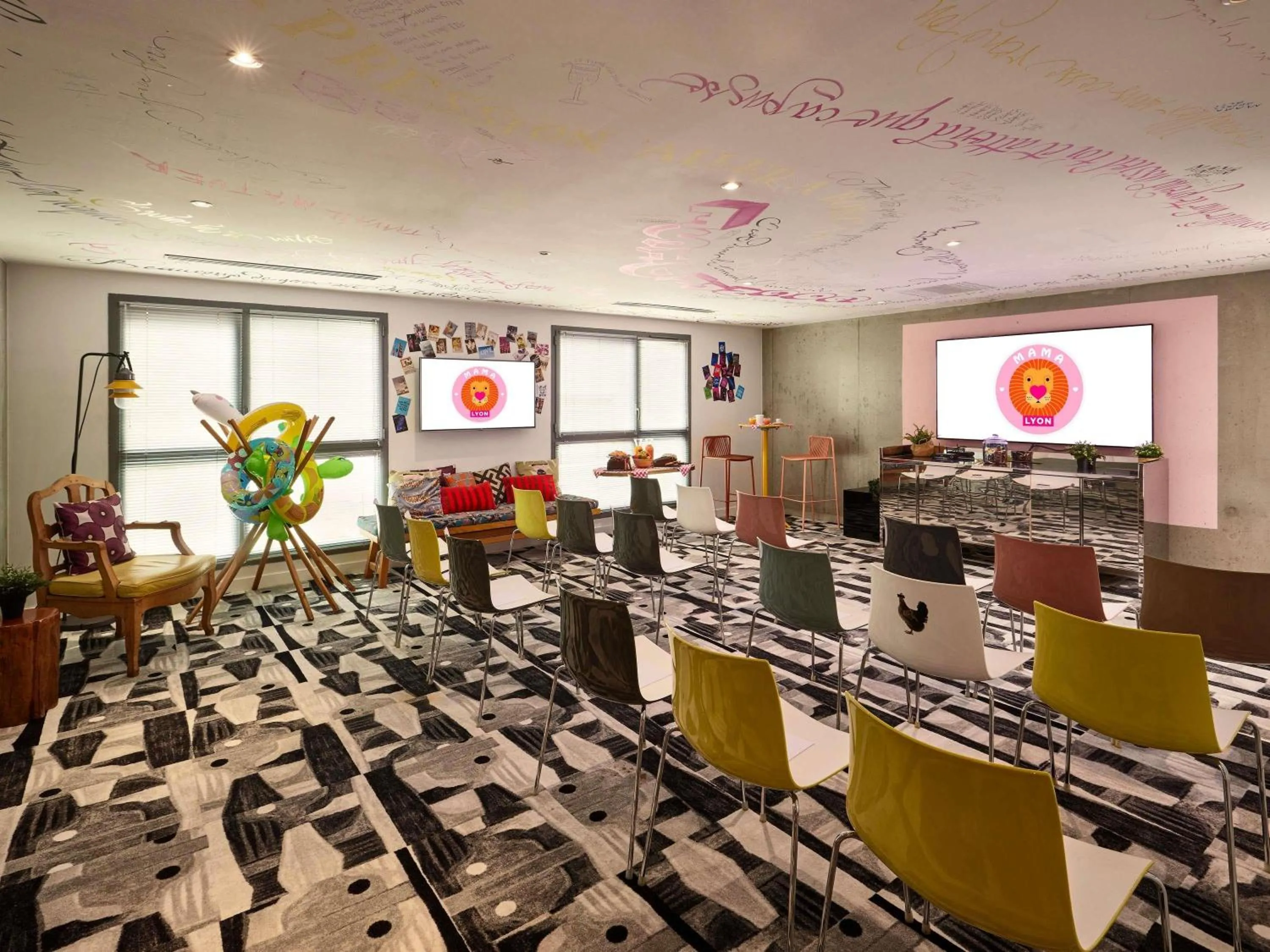 Meeting/conference room in Mama Shelter Lyon