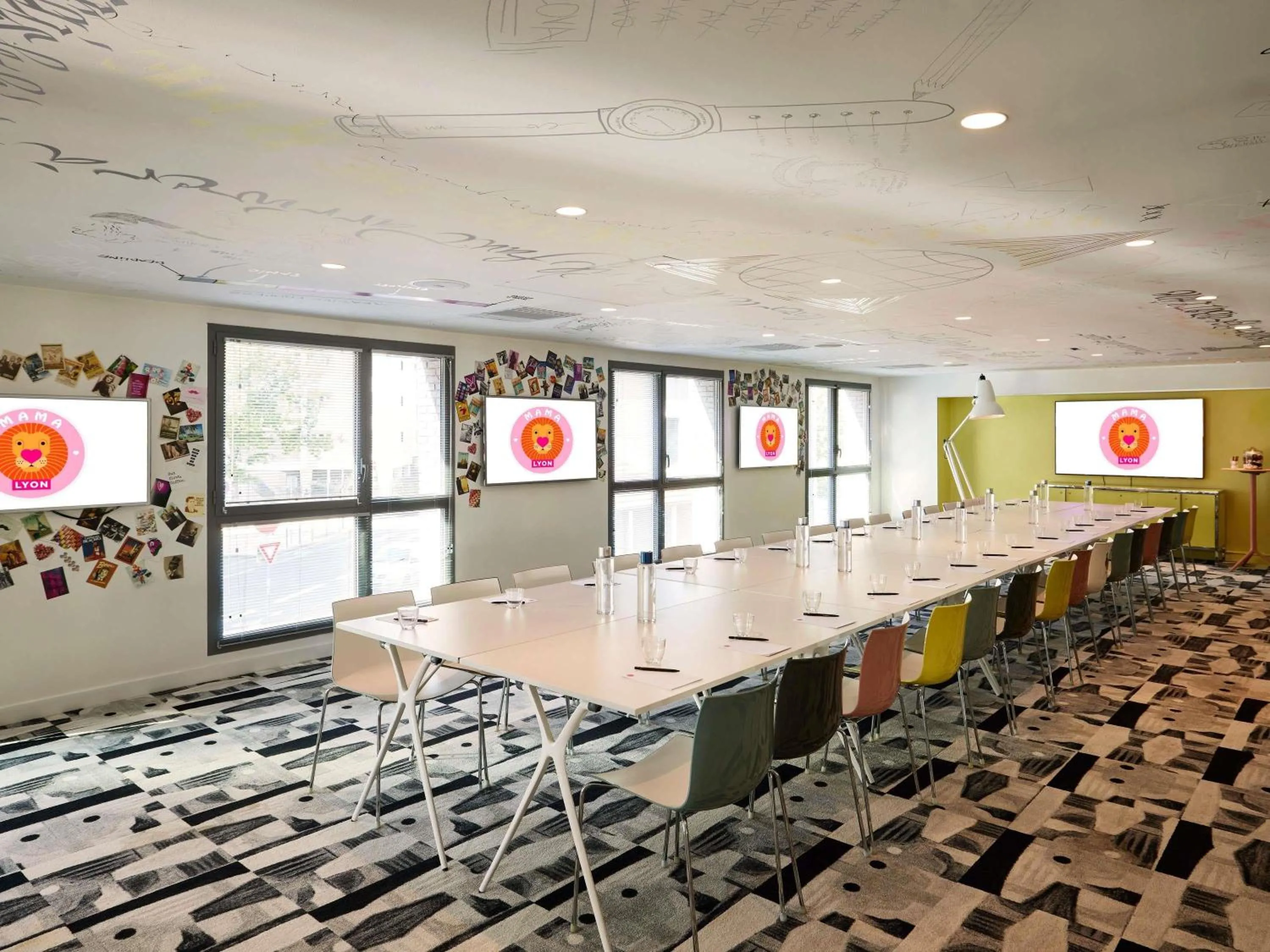 Meeting/conference room in Mama Shelter Lyon