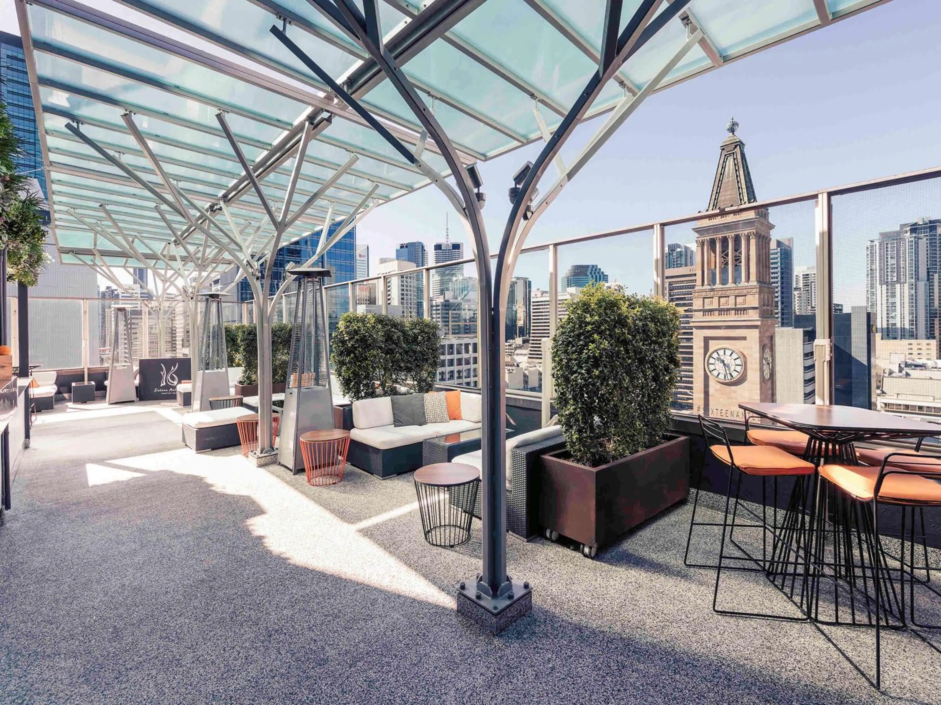 Lounge or bar in Mercure Brisbane King George Square