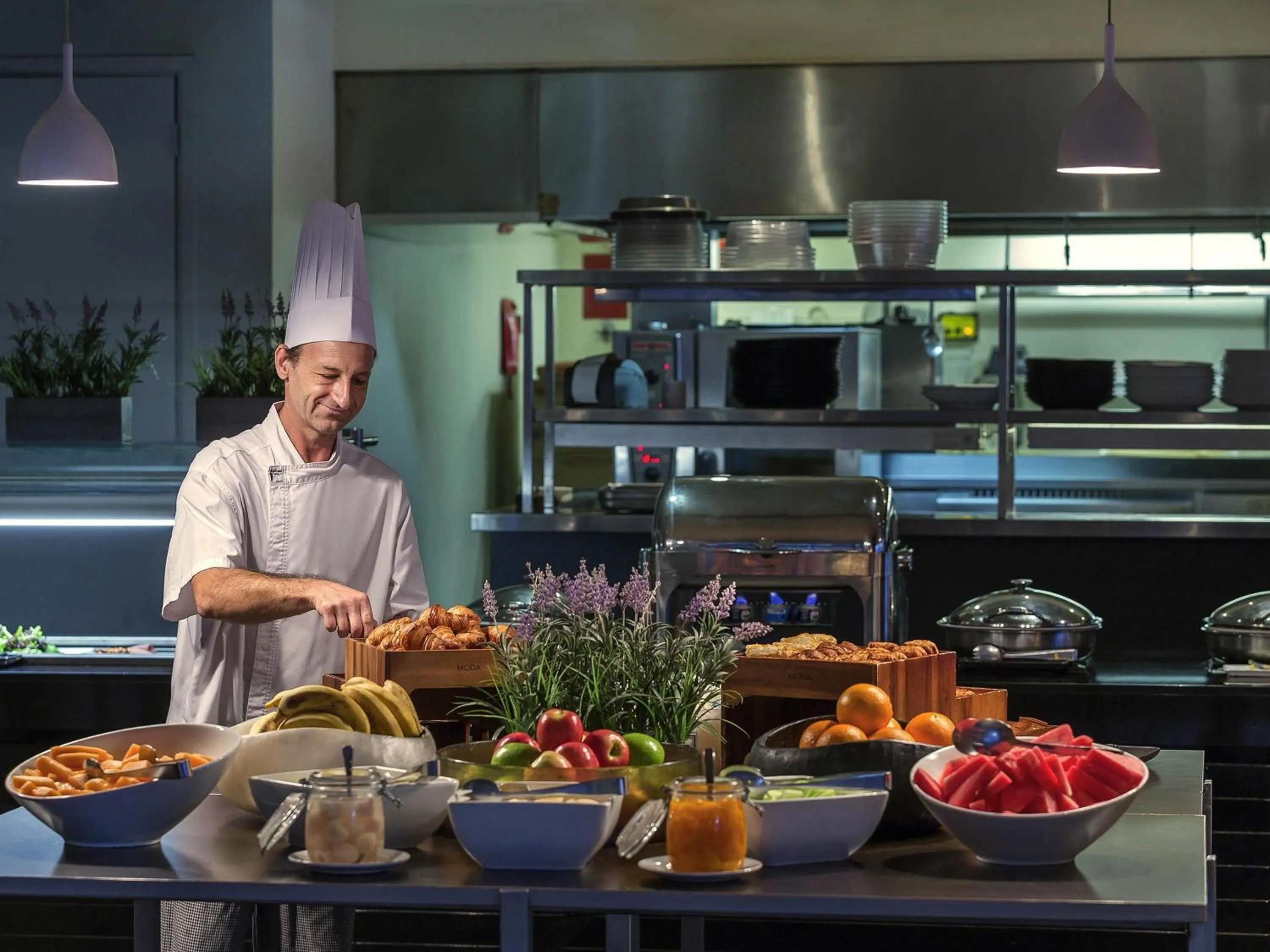 Restaurant/places to eat in Mercure Brisbane King George Square