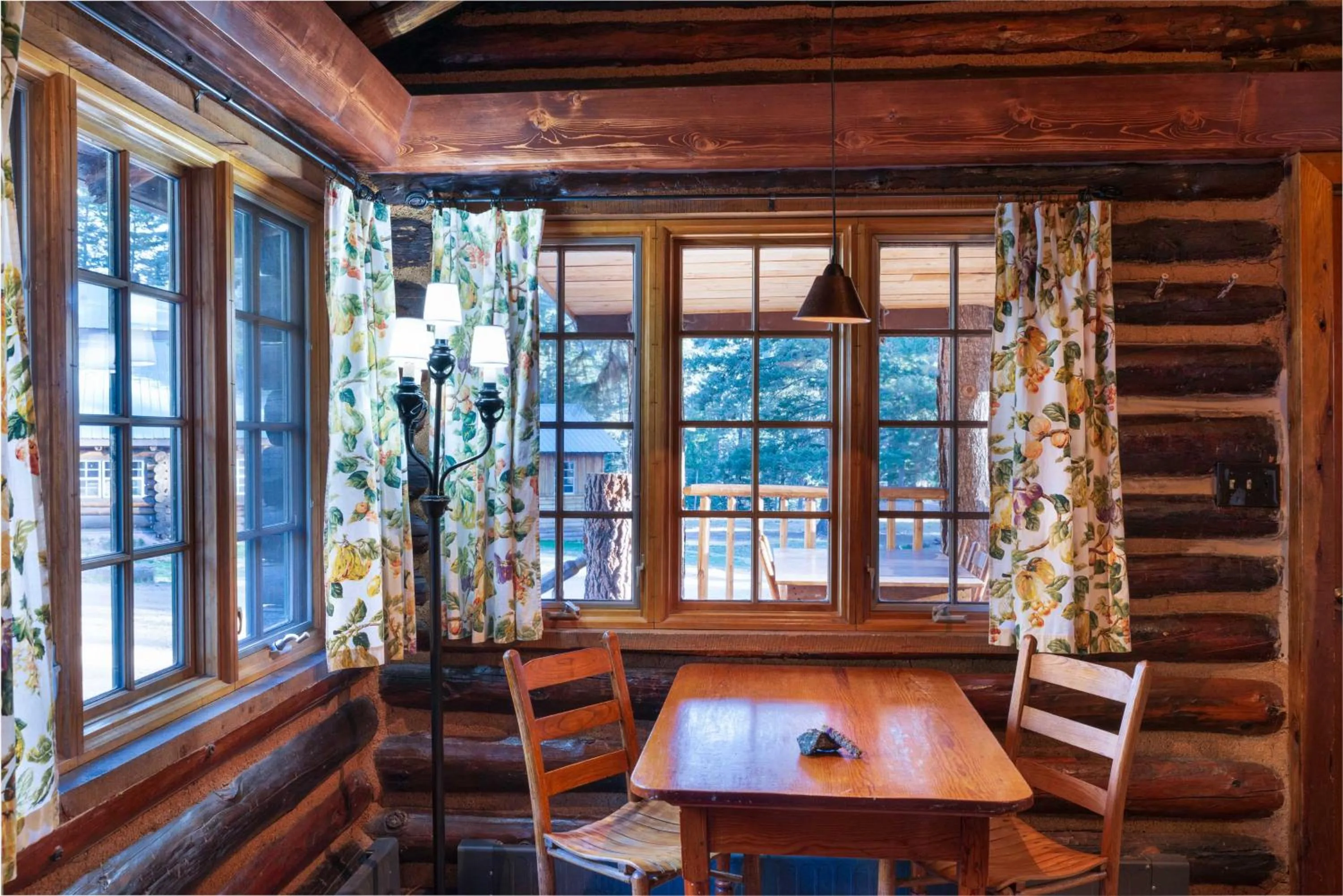 Dining area in Corkins Lodge