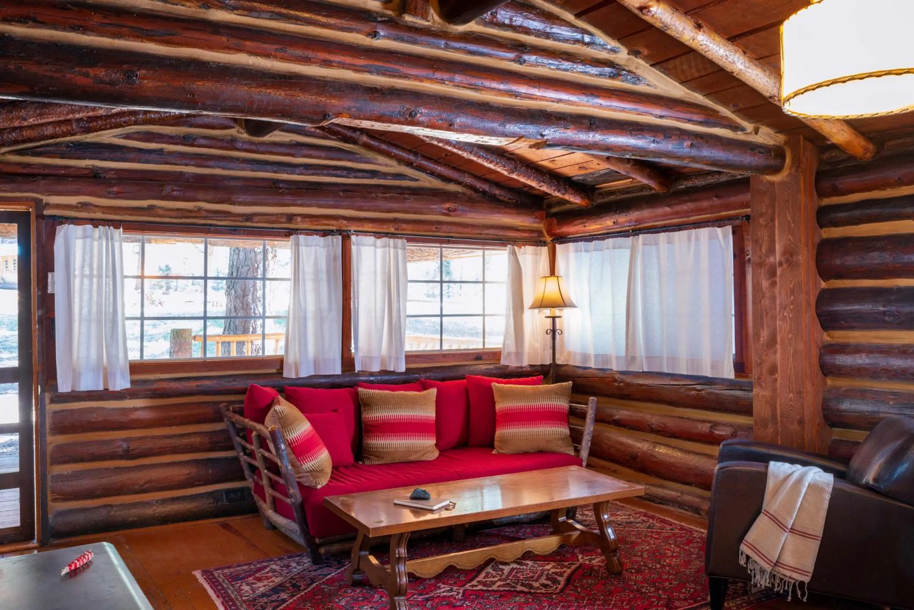 Living room in Corkins Lodge