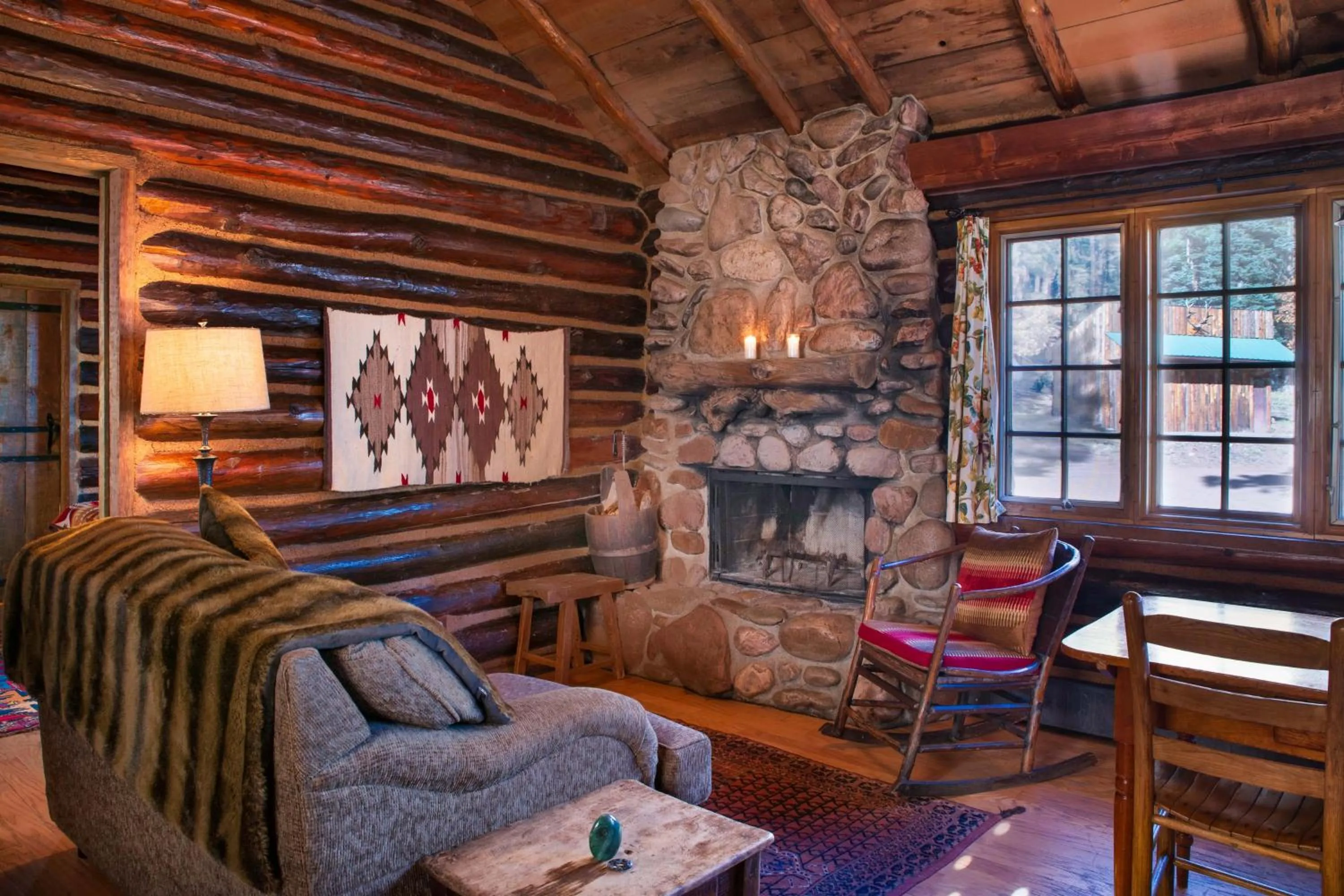 Living room in Corkins Lodge