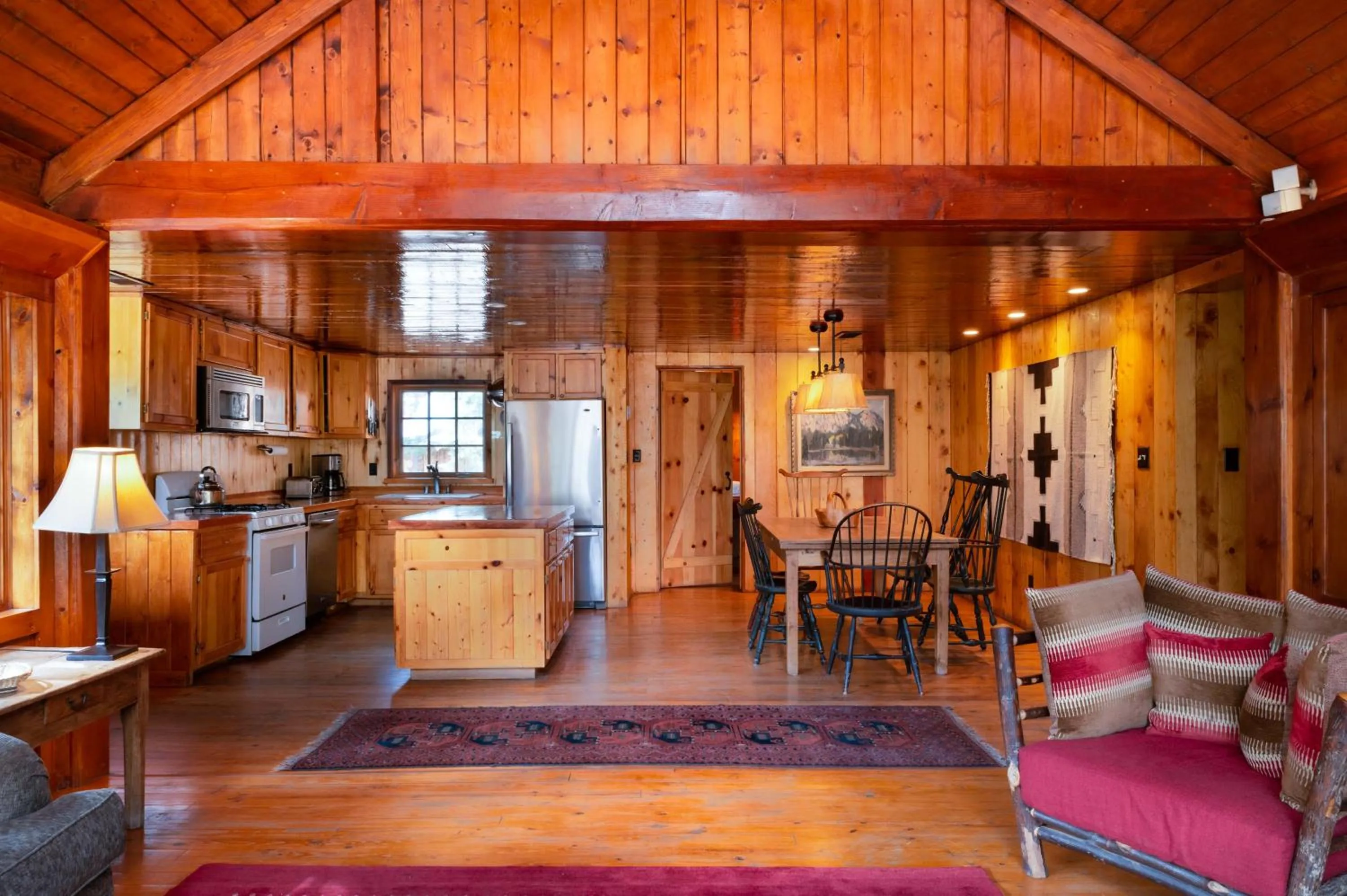 Kitchen or kitchenette in Corkins Lodge
