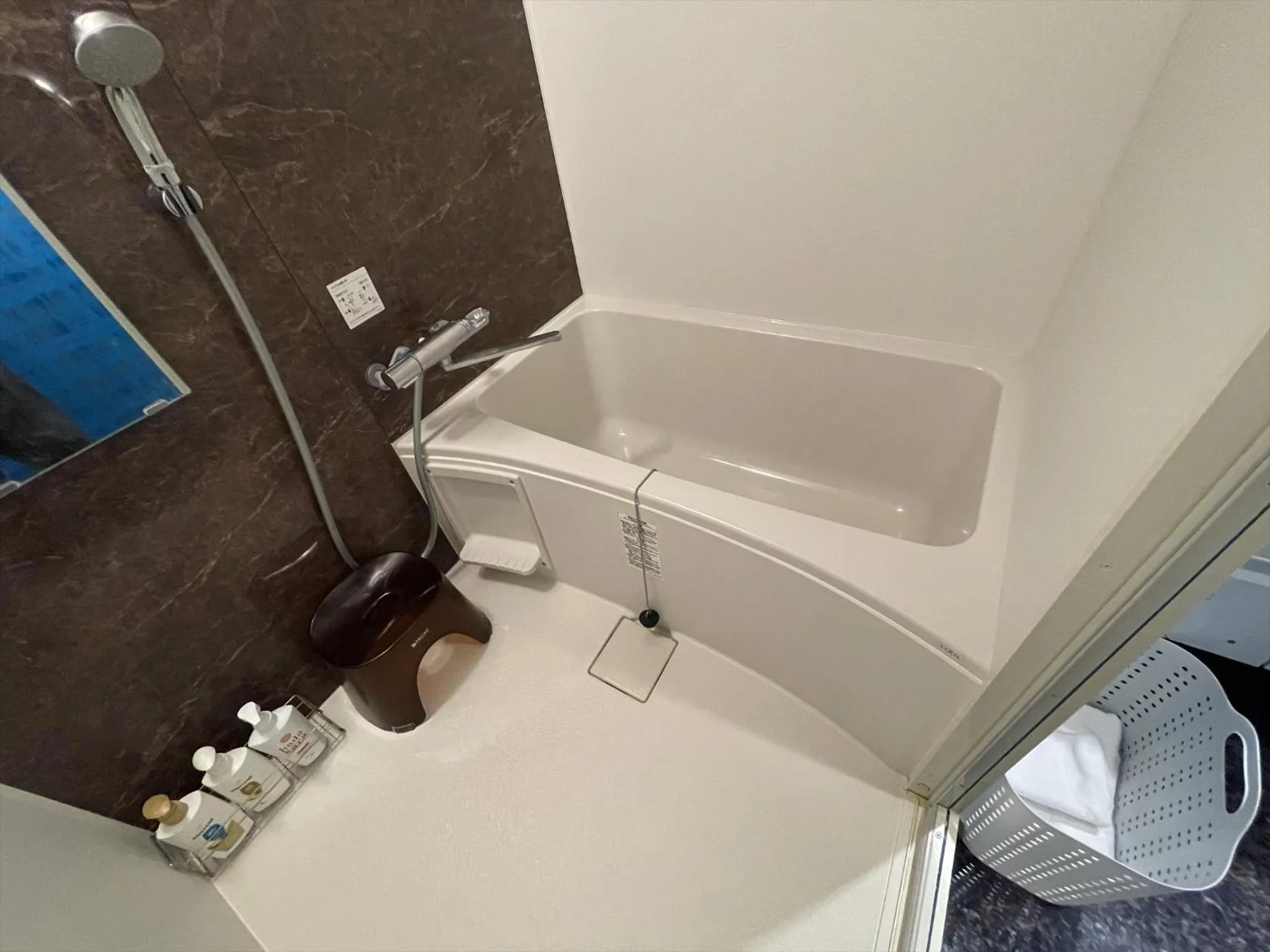 Bathroom in Shiawaseninaru Kourijima no Yado