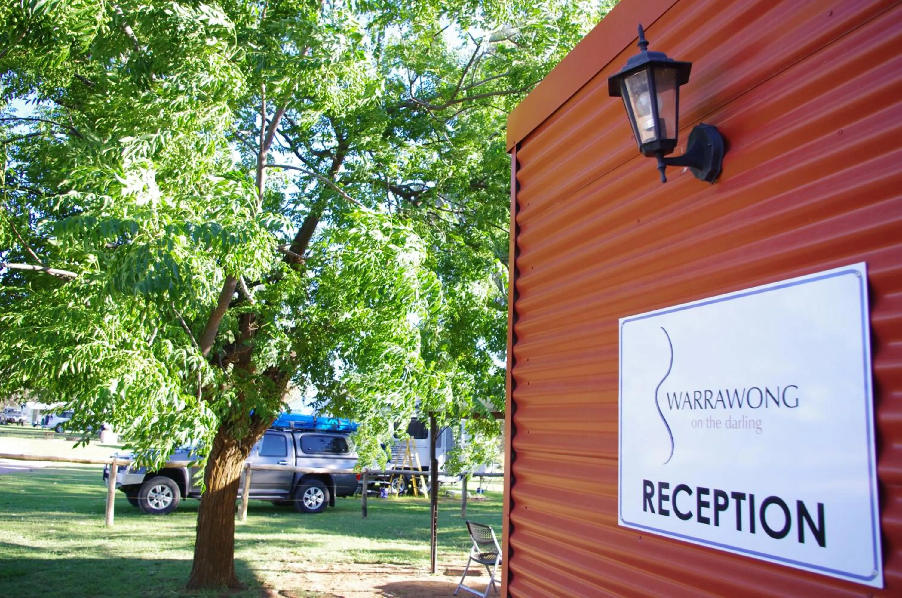 Property building in Warrawong on the Darling Wilcannia Holiday Park