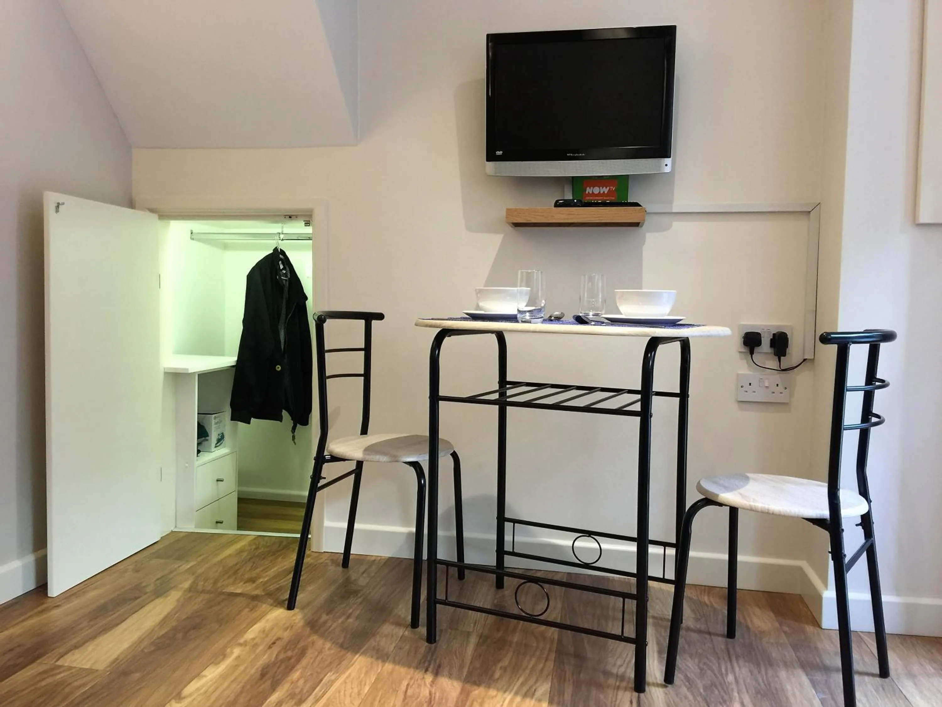 Dining area in BexLet