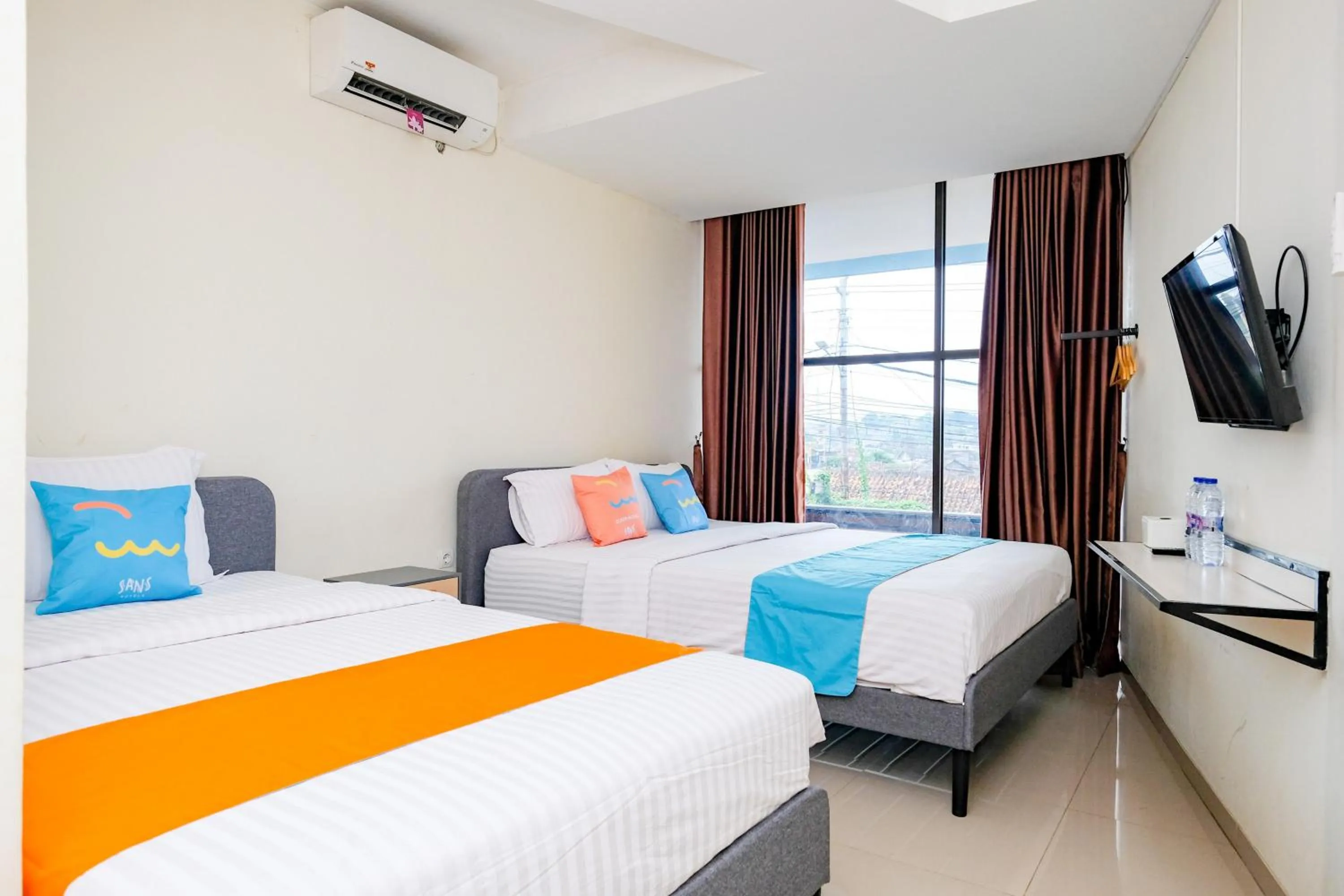 Bedroom, Bed in Sans Hotel Mataram Malioboro