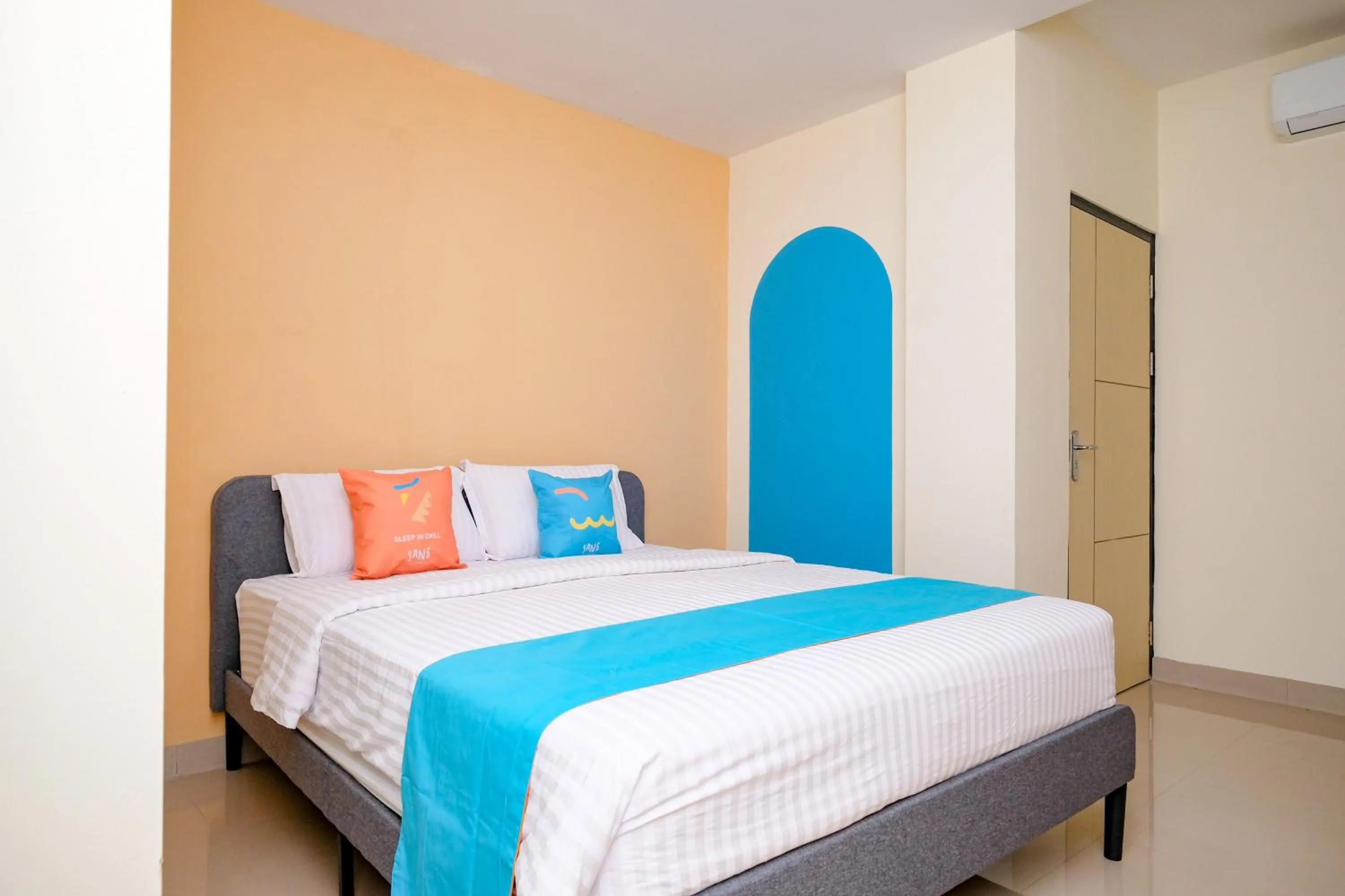 Bedroom, Bed in Sans Hotel Mataram Malioboro