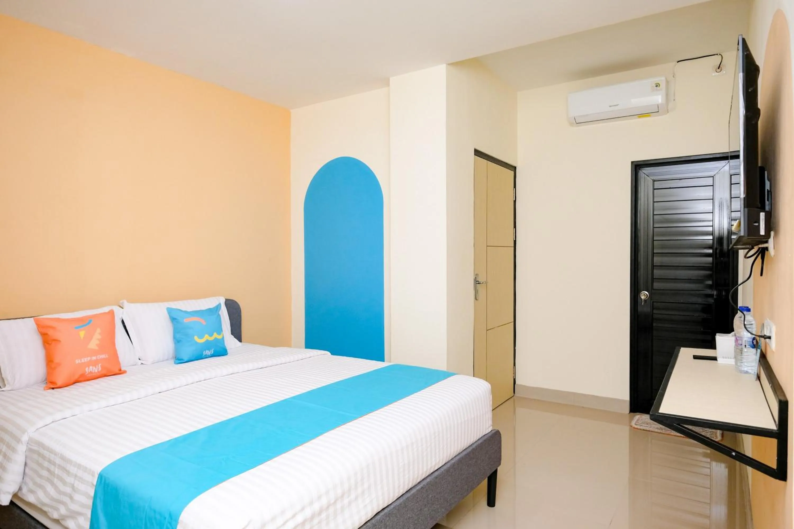 Bedroom, Bed in Sans Hotel Mataram Malioboro