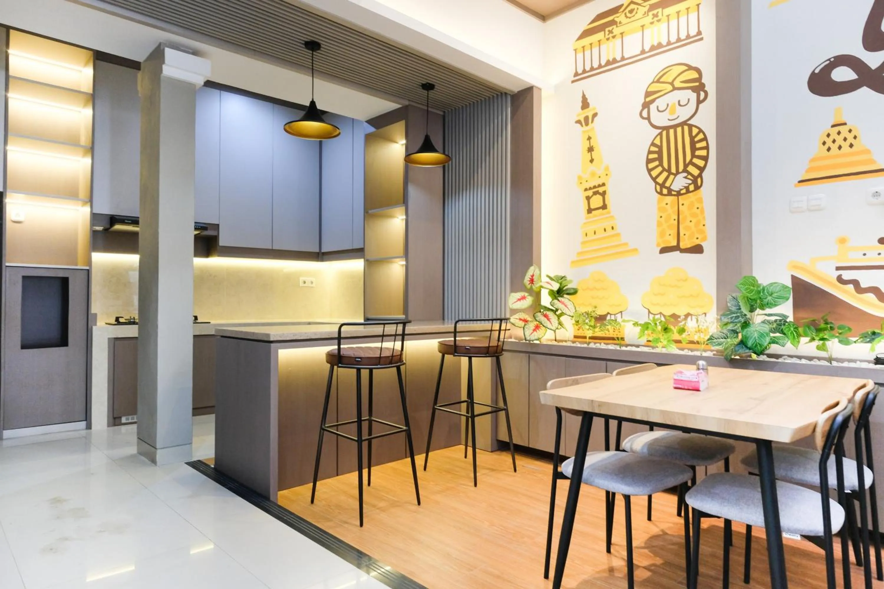 Seating area in RedDoorz Syariah near Jogja City Mall 2