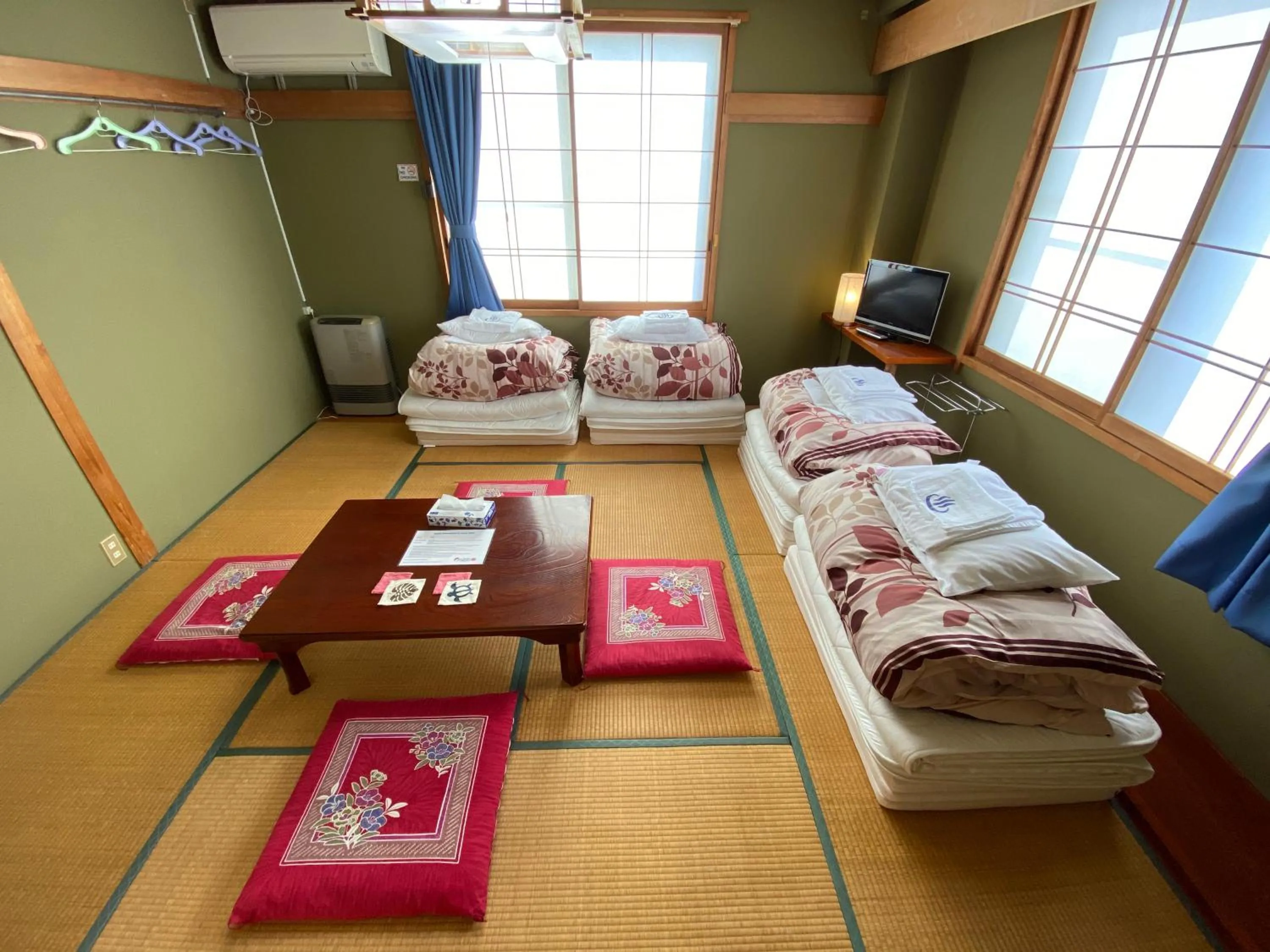 Photo of the whole room, Bed in Nozawa Dream Central