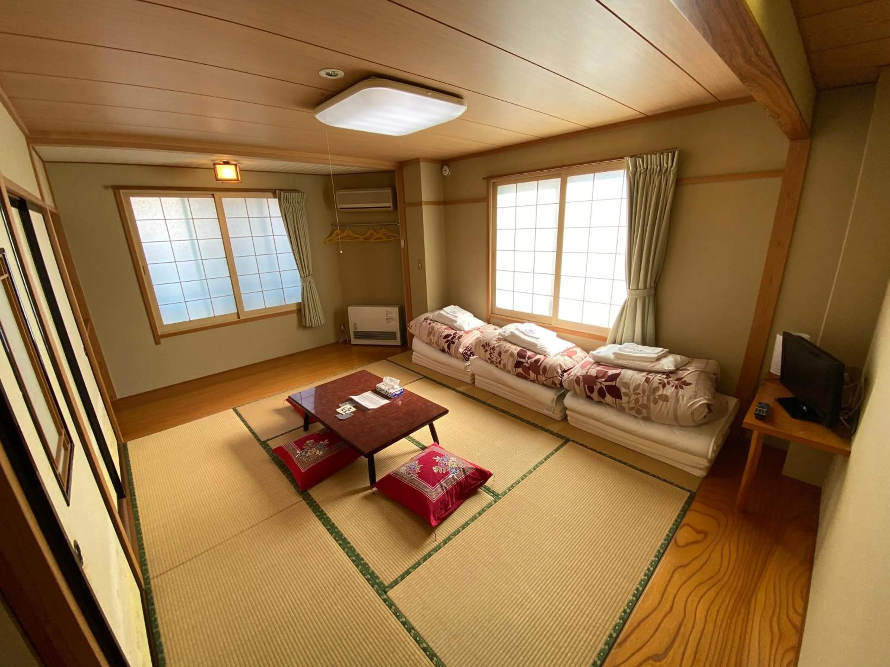 Photo of the whole room in Nozawa Dream Central