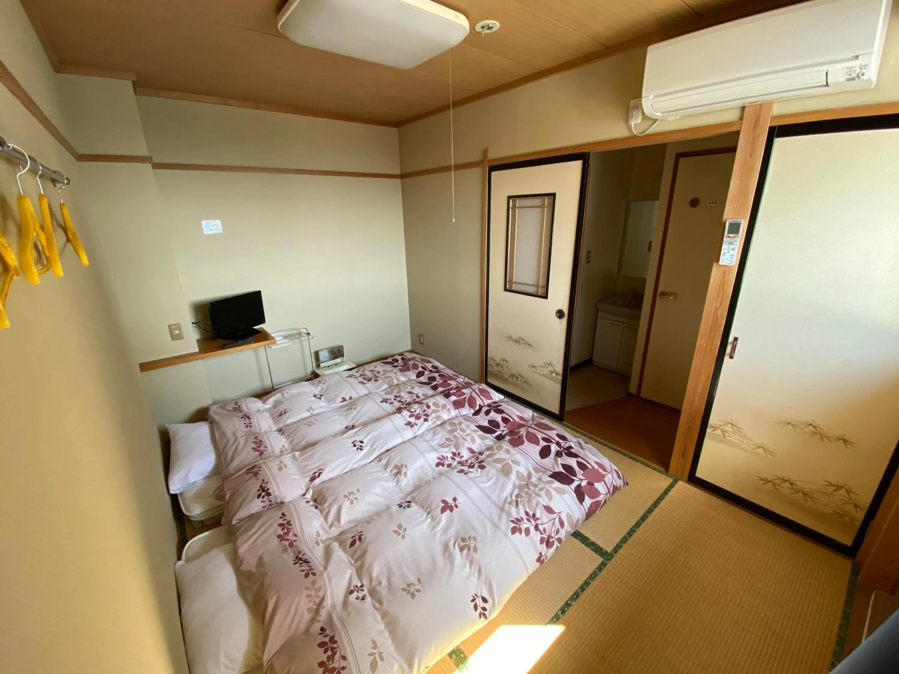 Photo of the whole room, Bed in Nozawa Dream Central