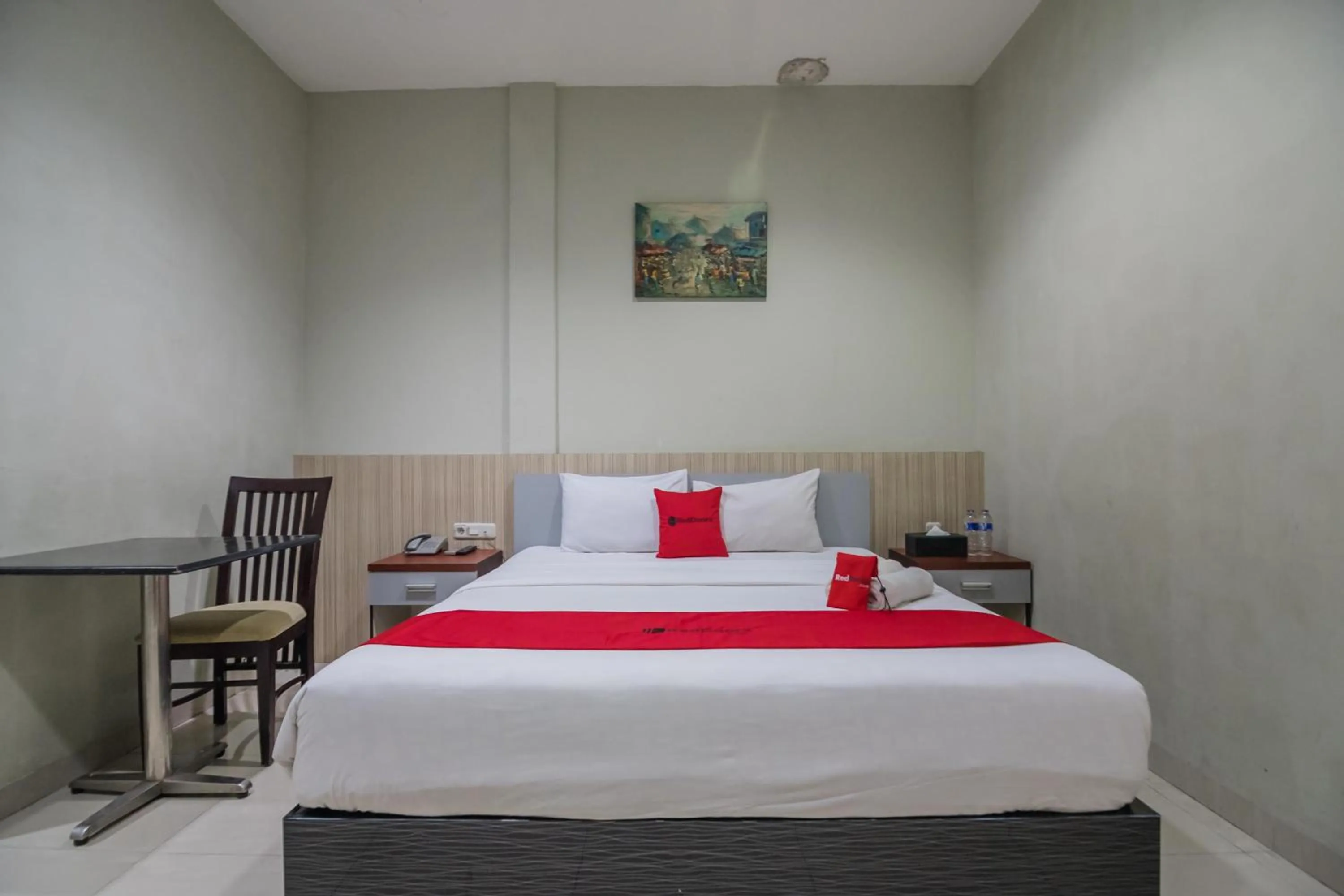 Bedroom in RedDoorz Plus near Simpang Rimbo Jambi