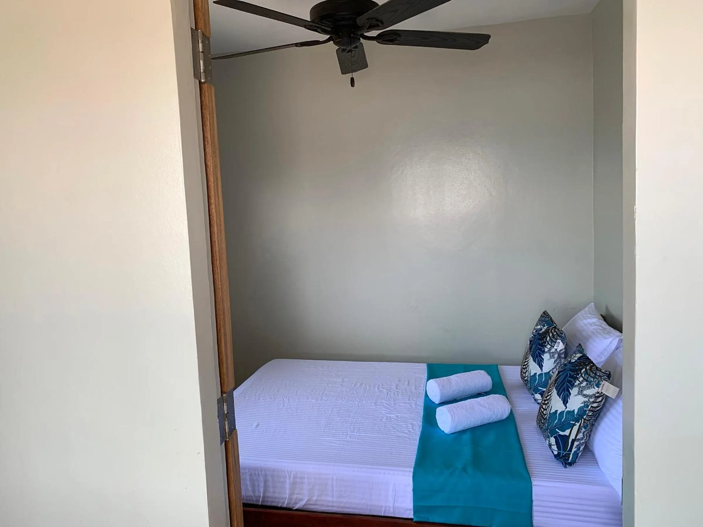 Bedroom, Bed in Sunrise Beach Club Resort Amanecer