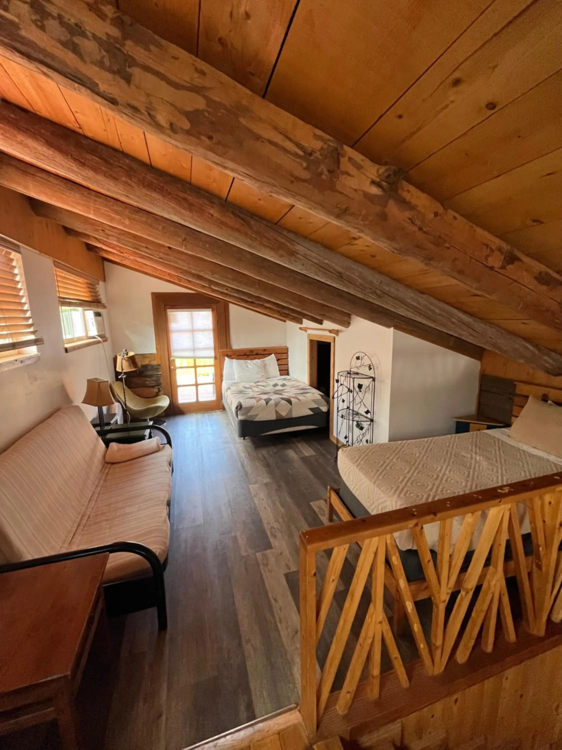 Bed in Lee's Ferry Lodge at Vermilion Cliffs