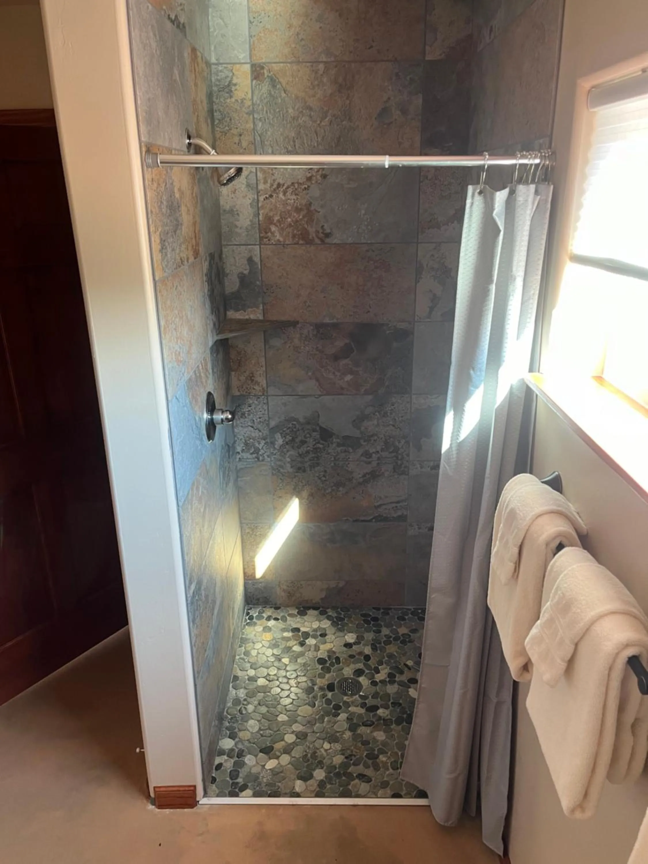 Shower in Lee's Ferry Lodge at Vermilion Cliffs