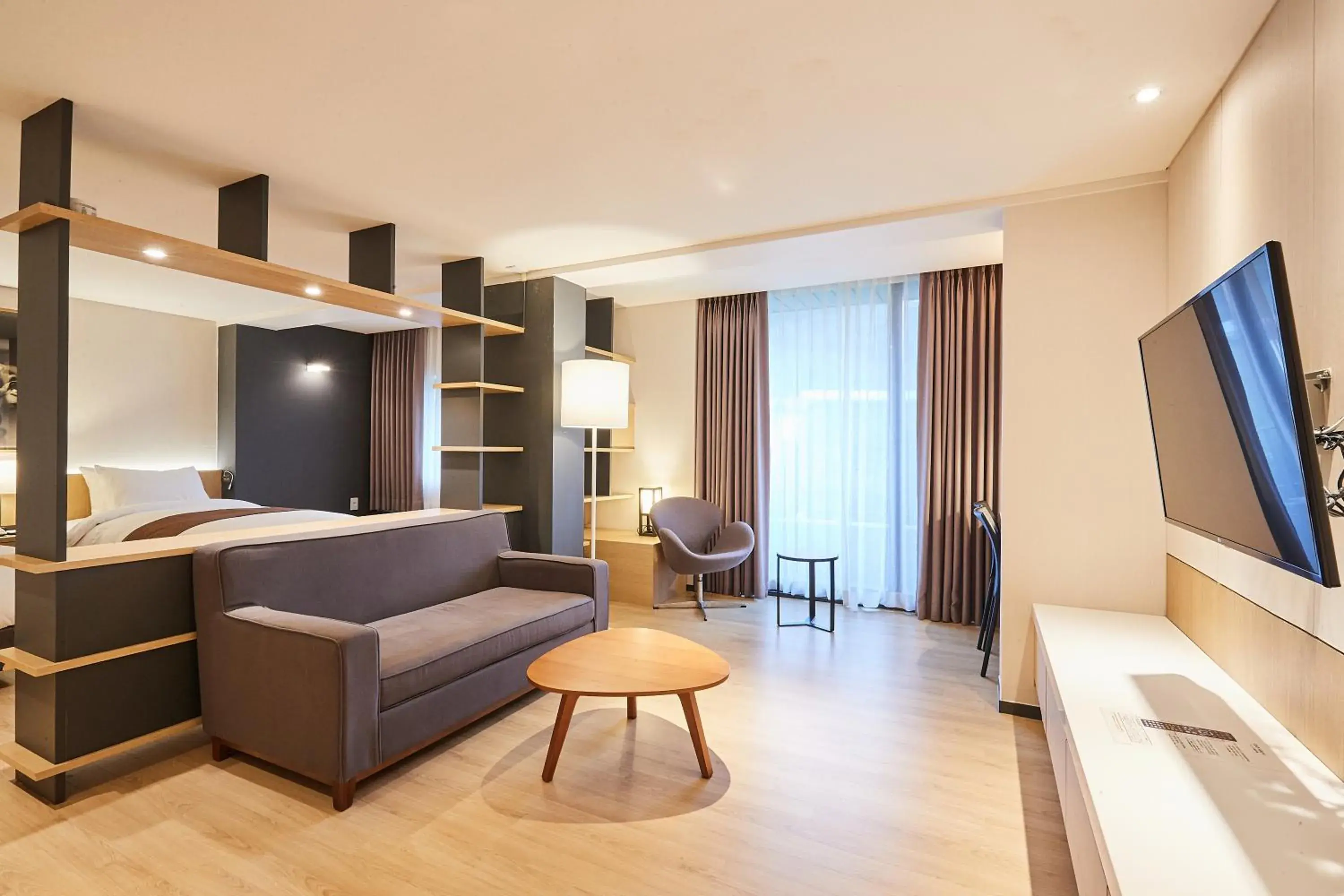 Bed in Eden Paradise Hotel Bed in Eden Paradise Hotel