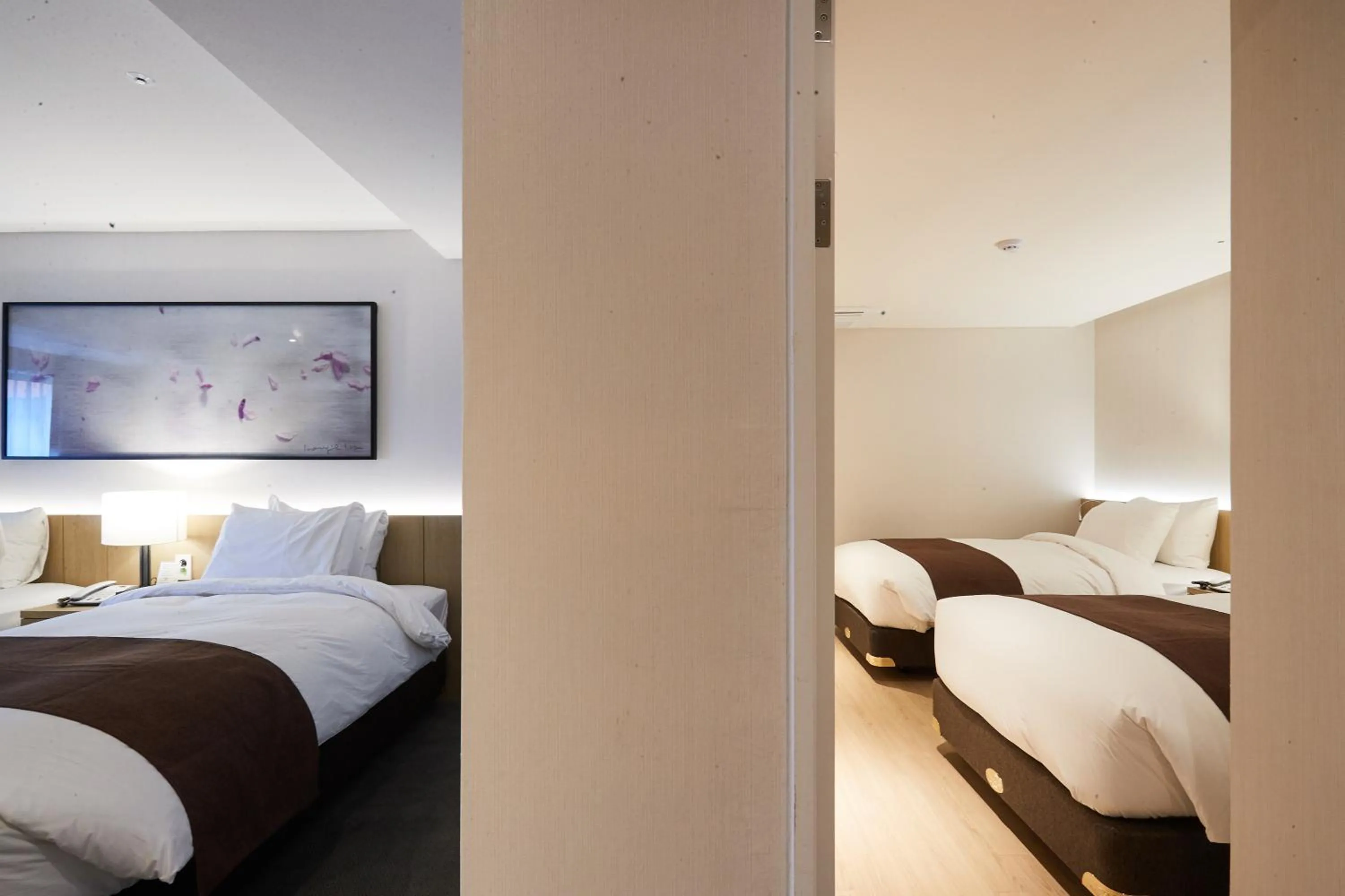 Bed in Eden Paradise Hotel