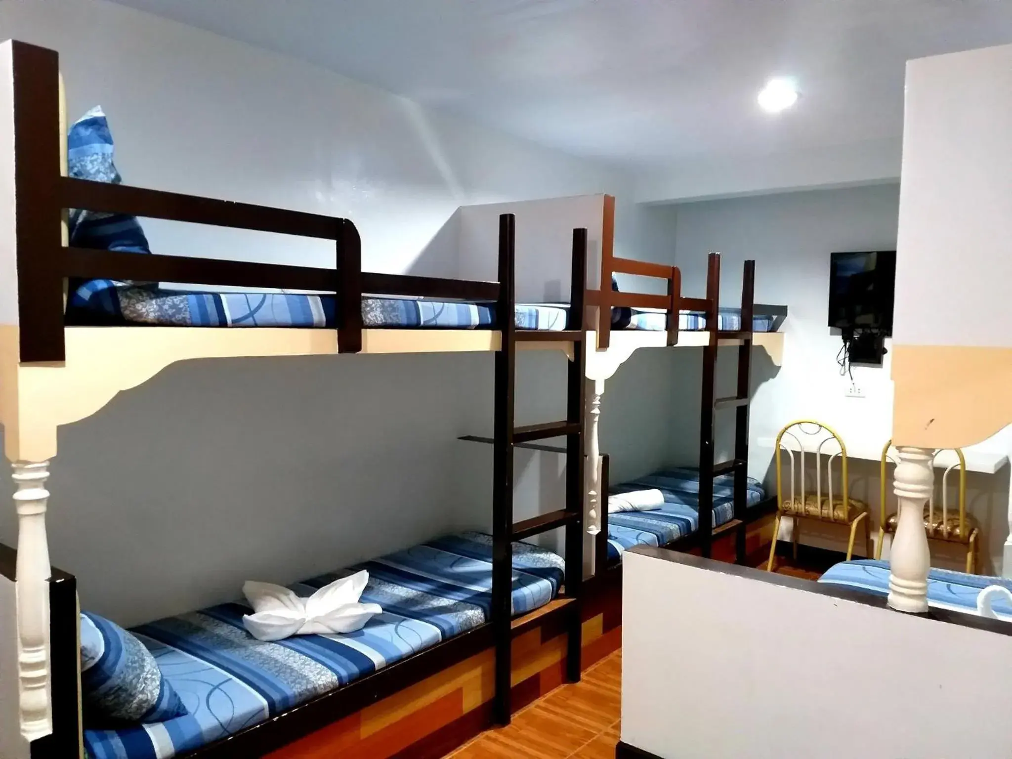 bunk bed in AMBIANZA APARTELLE bunk bed in AMBIANZA APARTELLE