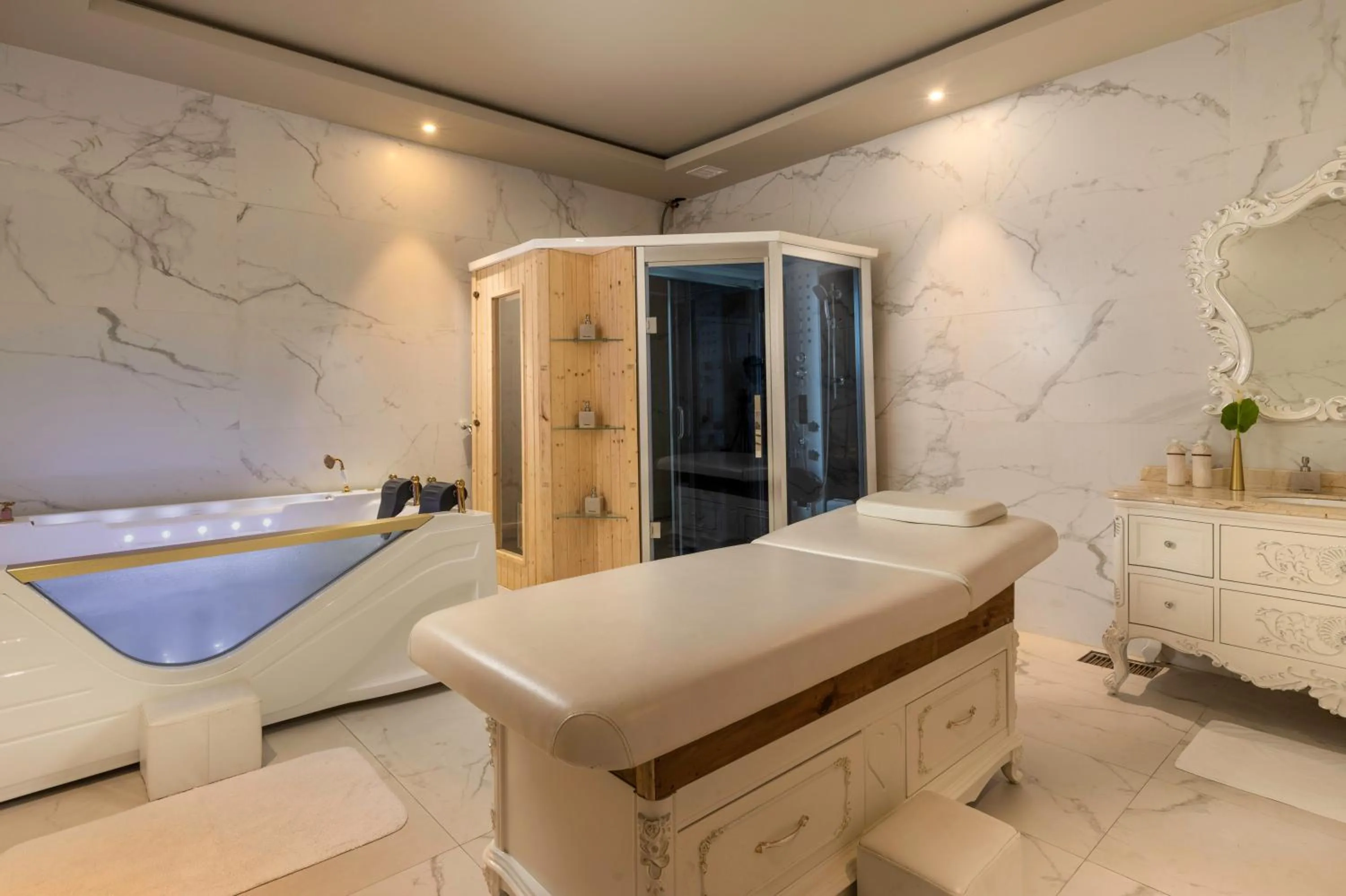 Hot Spring Bath in The Westbury Palace