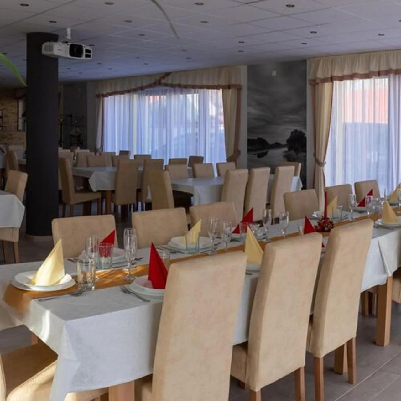 Property building in Ponty-Papa Rendezvényház