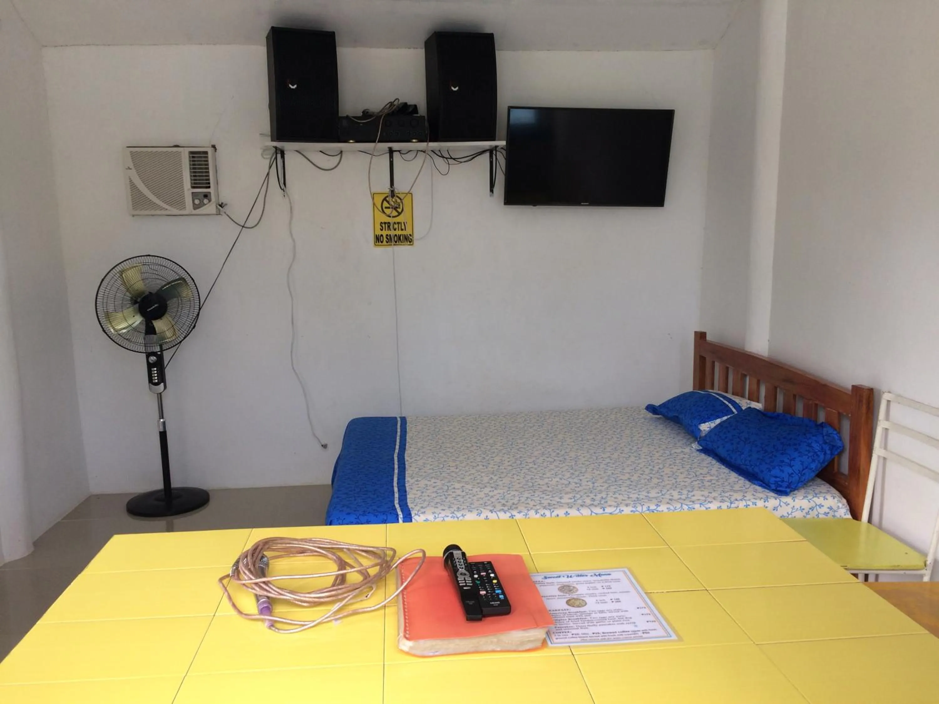 Bed in SweetWater Resort