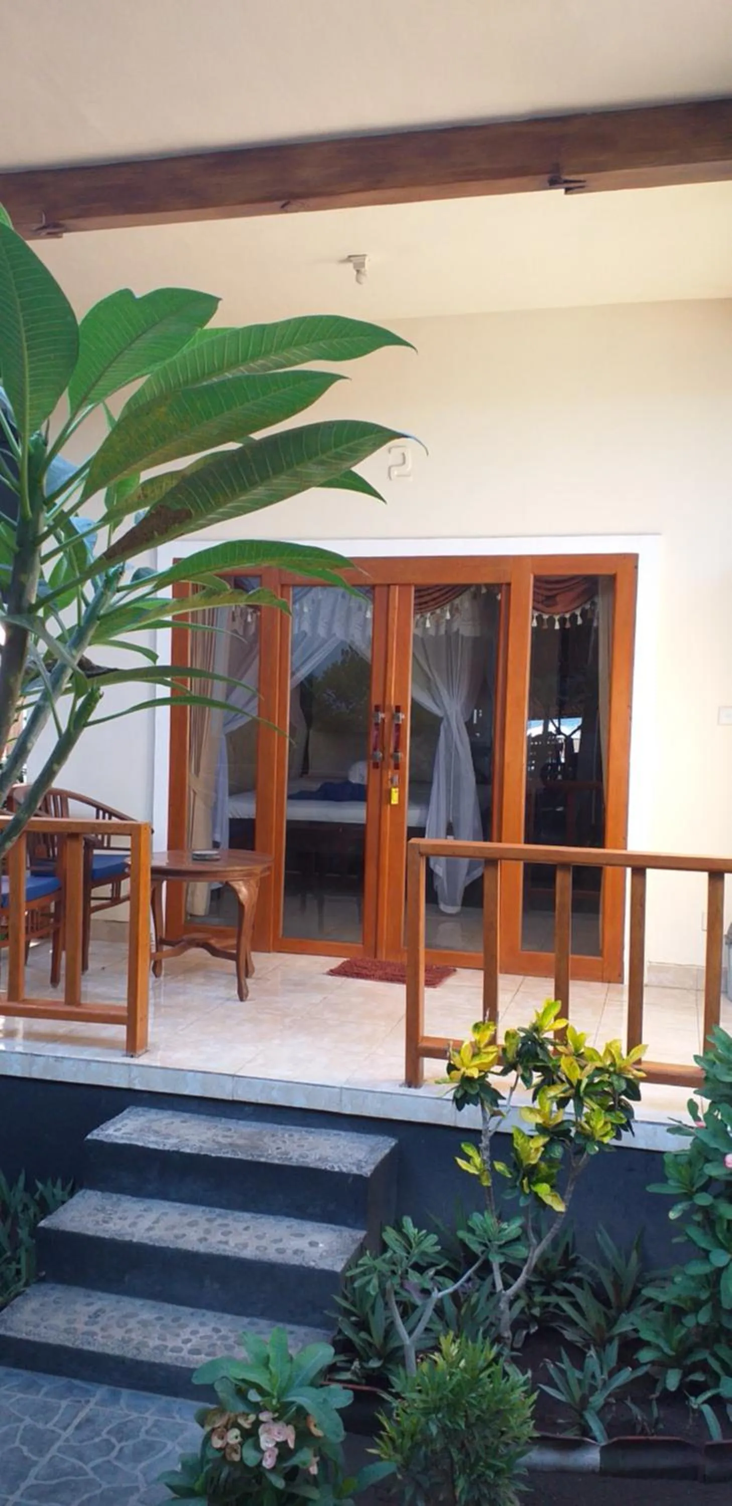 Double Room with Terrace - single occupancy in Warung Win Beach & Homestay