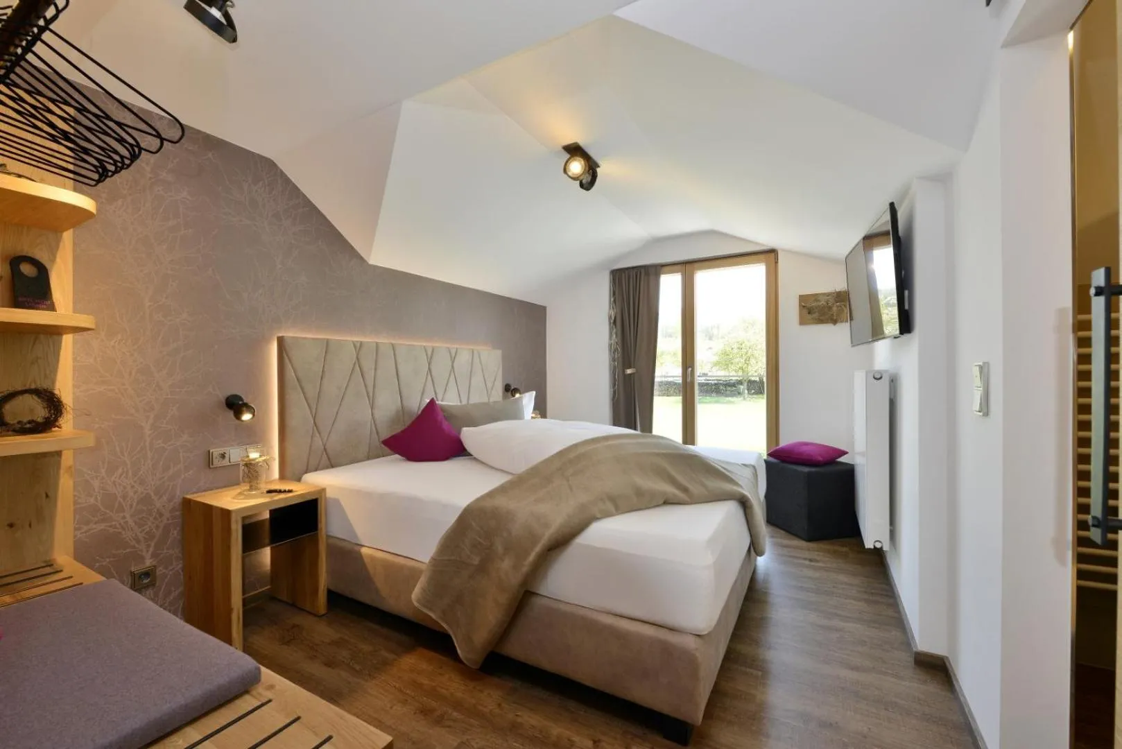 Photo of the whole room, Bed in Pension Waldkristall