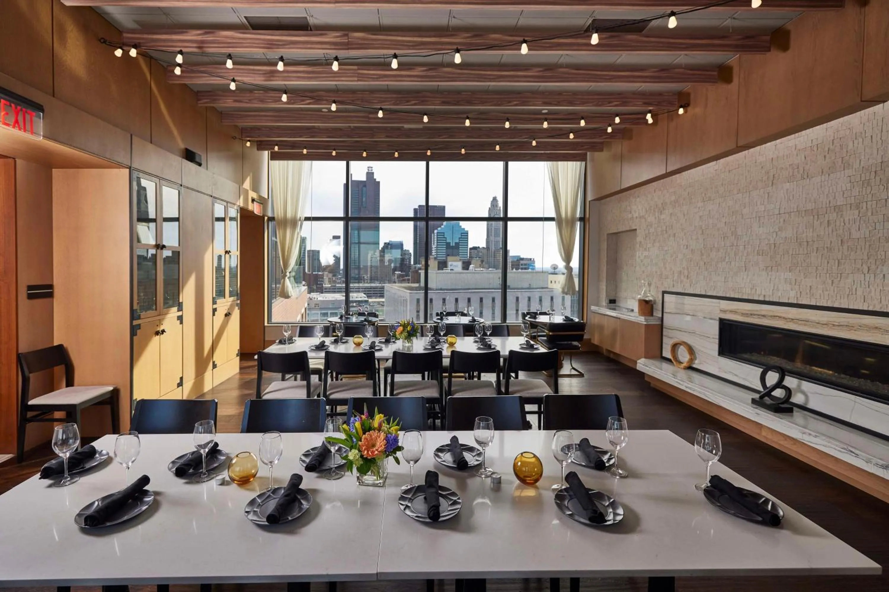 Restaurant/places to eat in Canopy By Hilton Columbus Downtown Short North