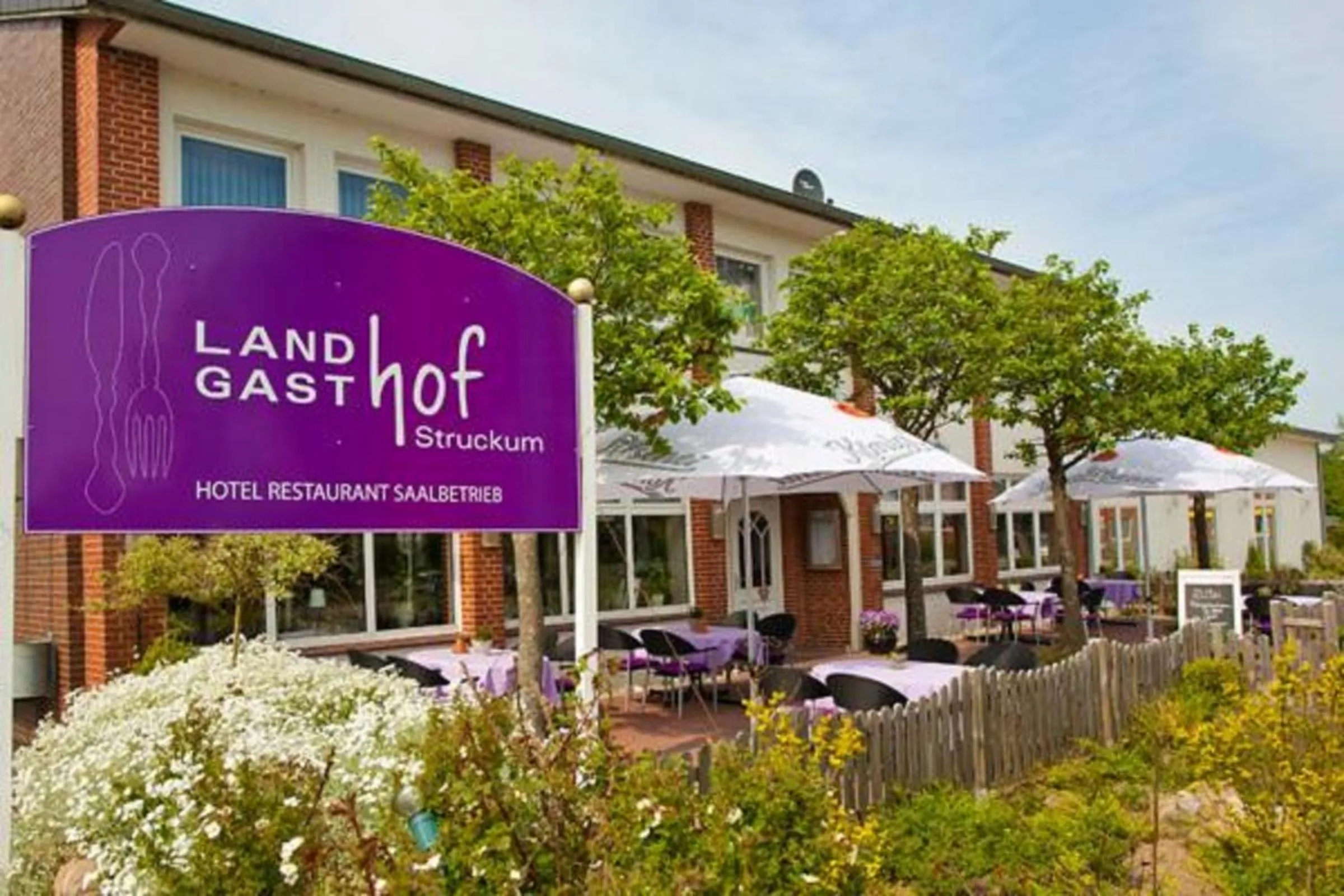 Facade/entrance in Landgasthof Struckum