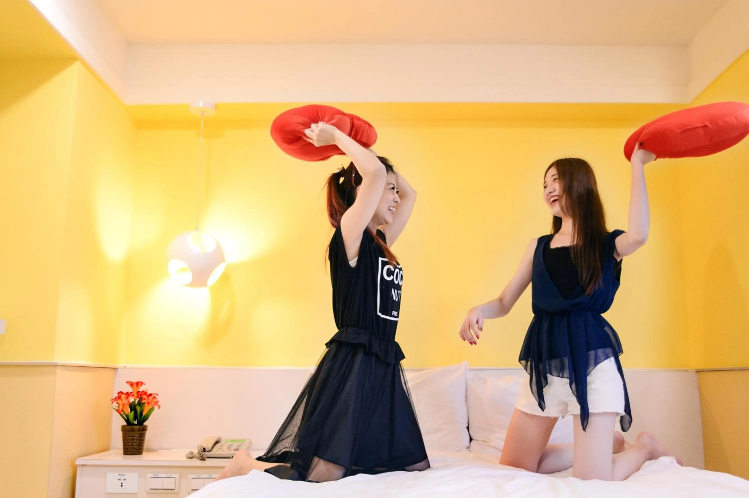 Guests in KIWI-Taichung Station Branch 1