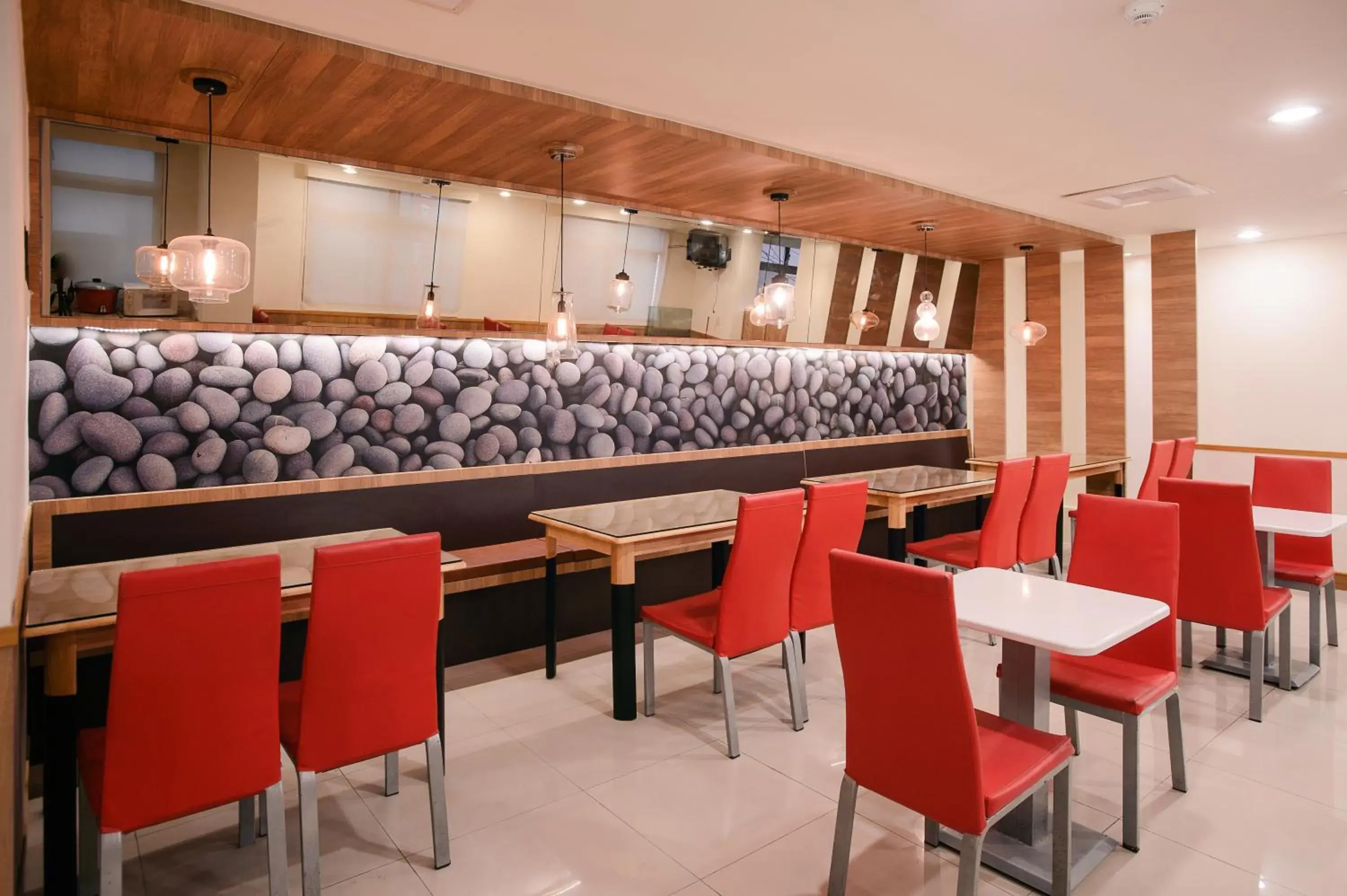Restaurant/places to eat in KIWI-Taichung Station Branch 1 Restaurant/places to eat in KIWI-Taichung Station Branch 1
