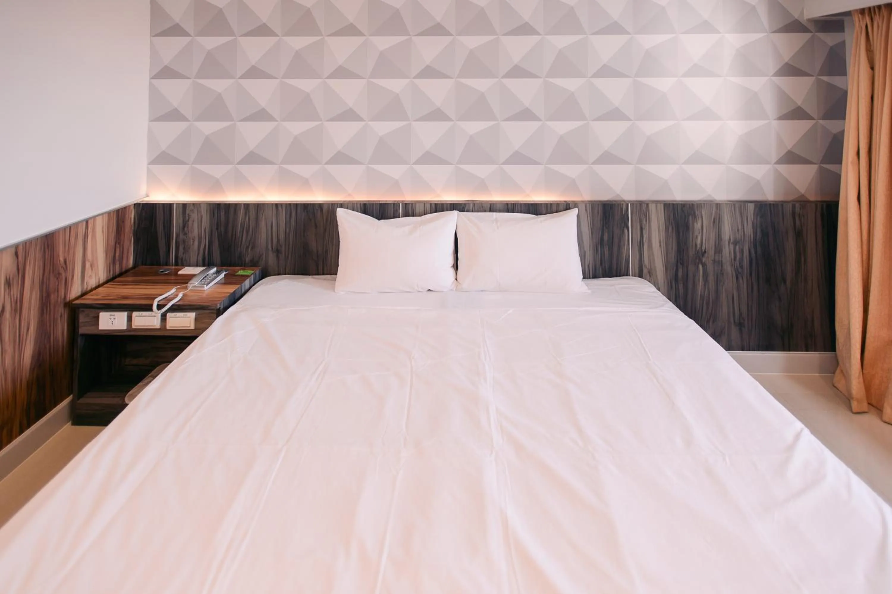 Bed in KIWI-Taichung Station Branch 1