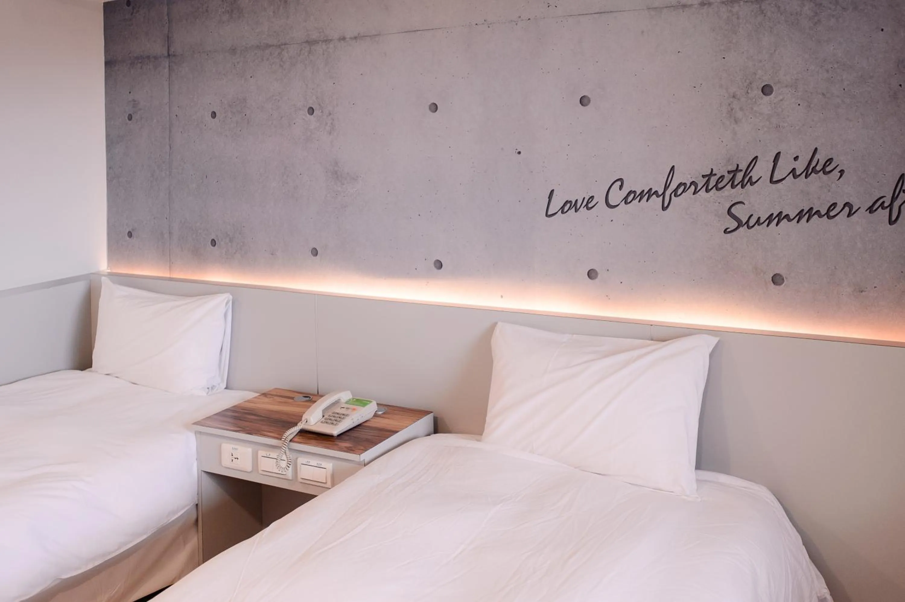 Bed in KIWI-Taichung Station Branch 1