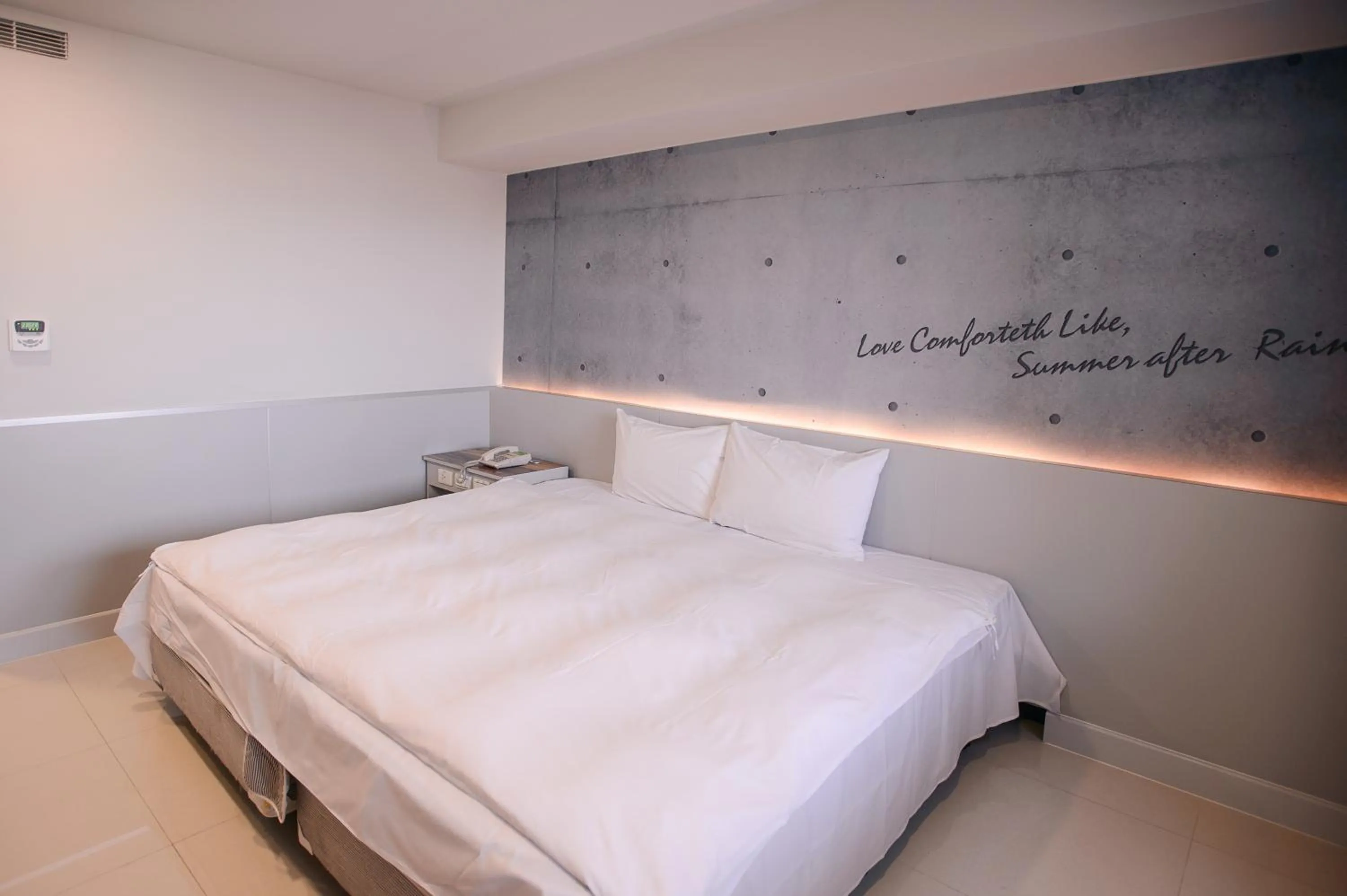 Bed in KIWI-Taichung Station Branch 1