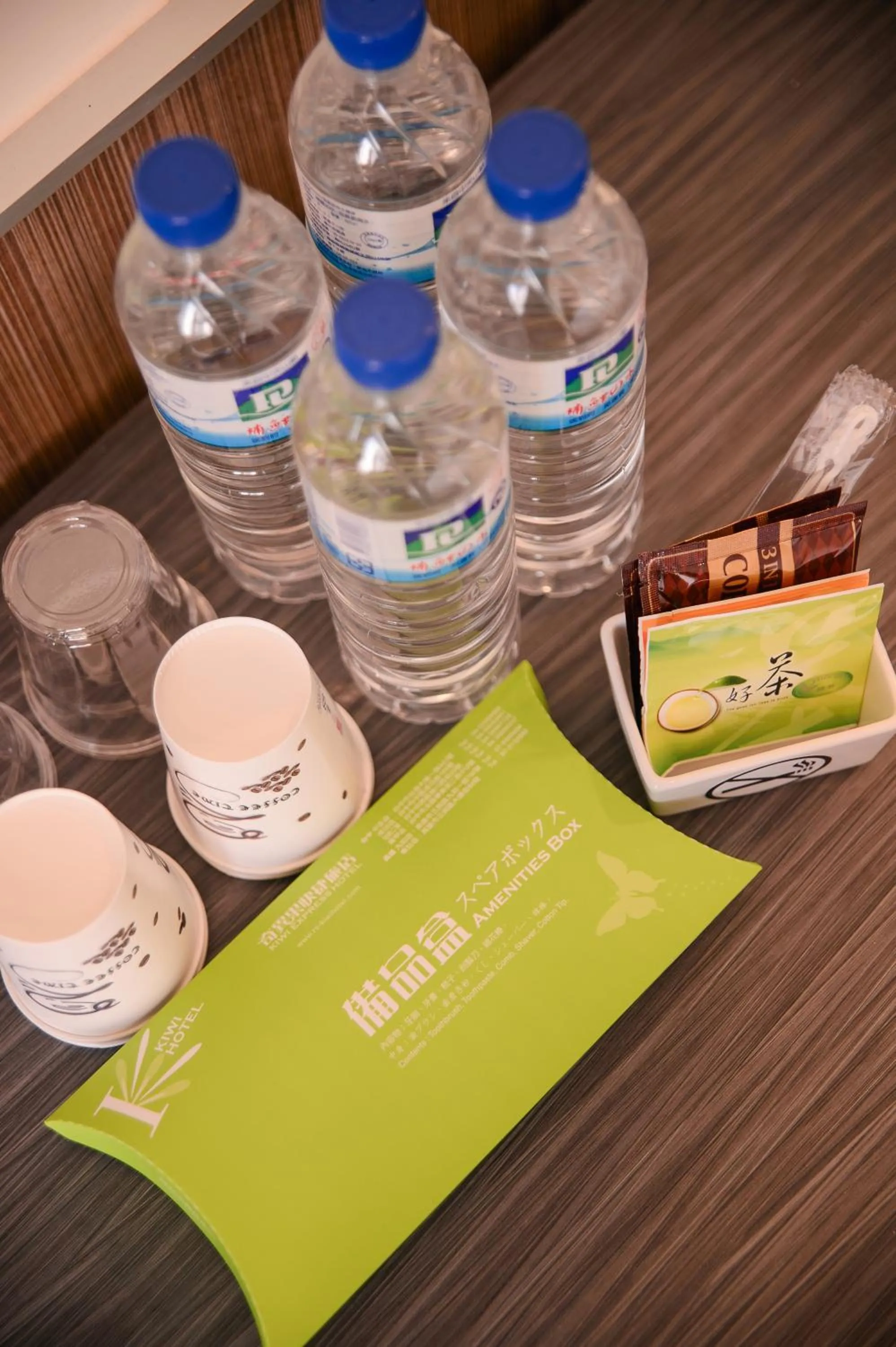 Non alcoholic drinks in KIWI-Taichung Station Branch 1