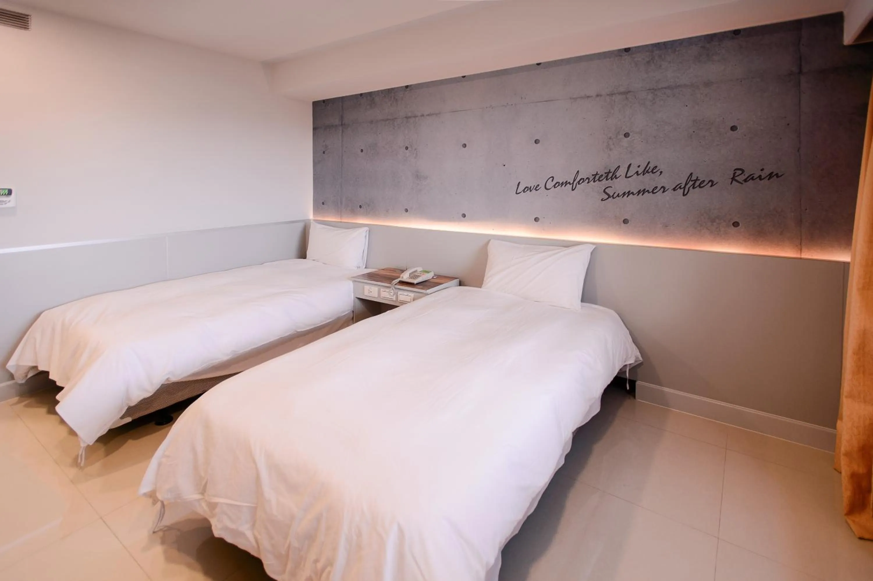 Bed in KIWI-Taichung Station Branch 1