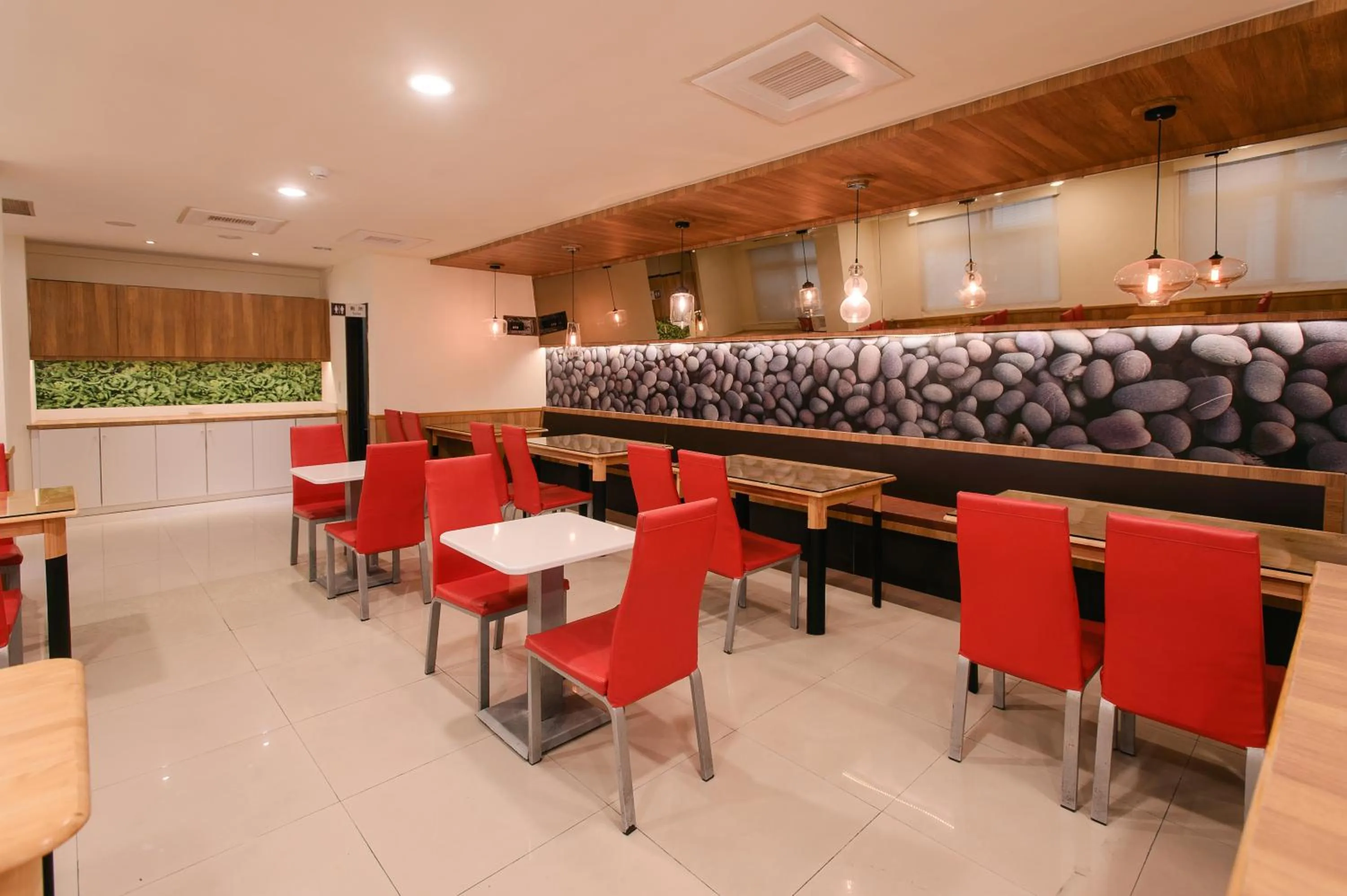 Lounge or bar in KIWI-Taichung Station Branch 1
