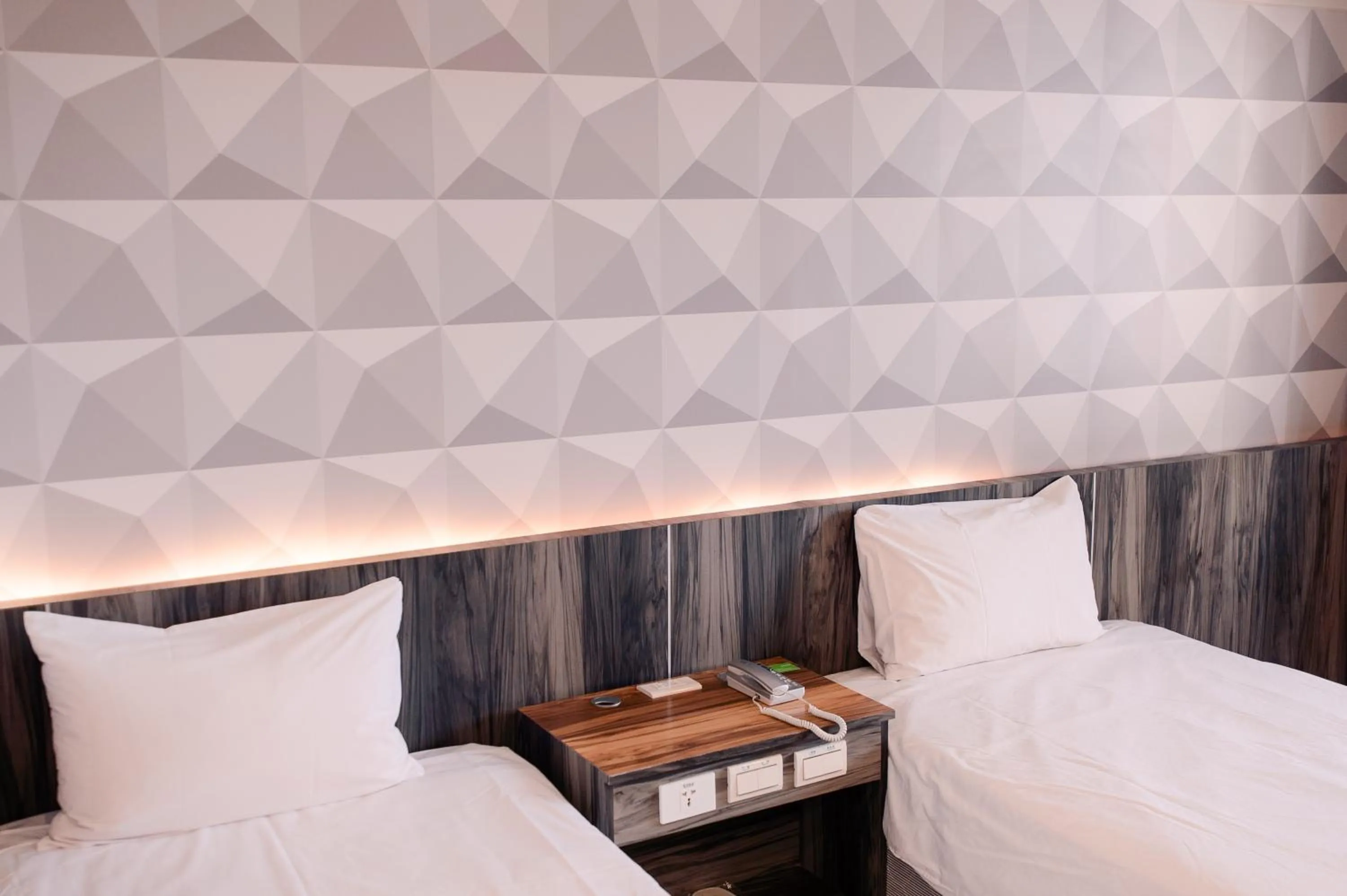 Bed in KIWI-Taichung Station Branch 1