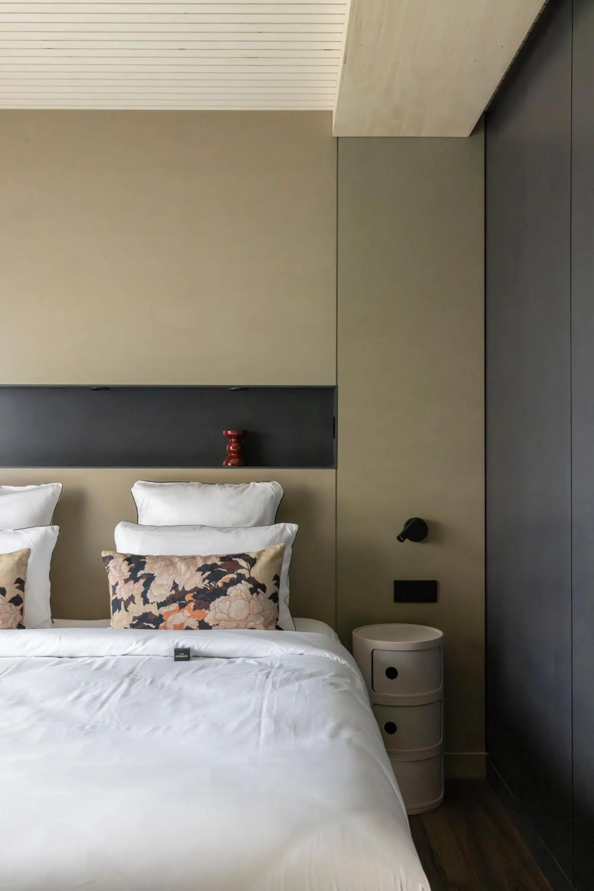 Bed in James Vignoble Hôtel, Eguisheim