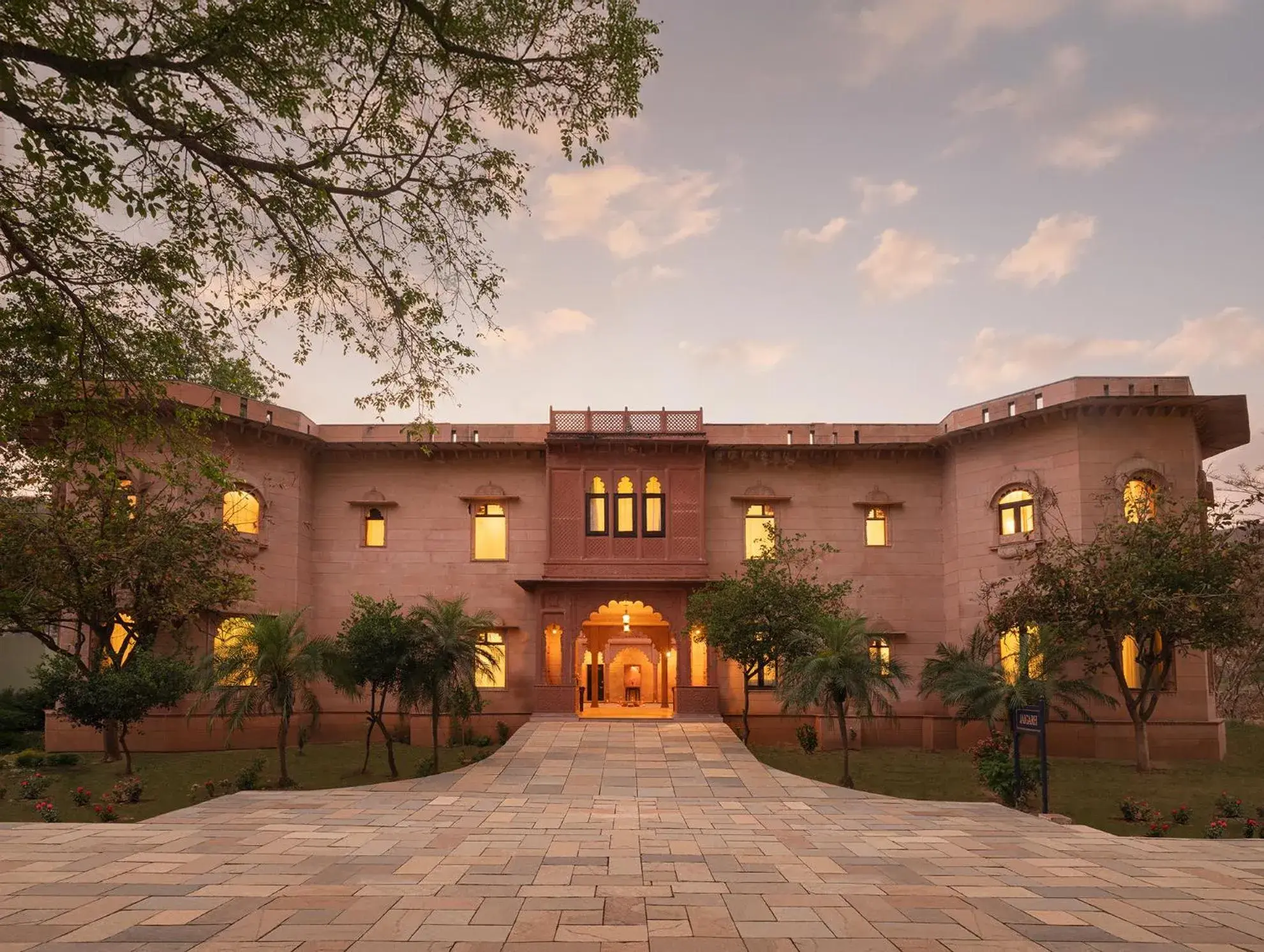 JuSTa Alwarbagh Sariska JuSTa Alwarbagh Sariska