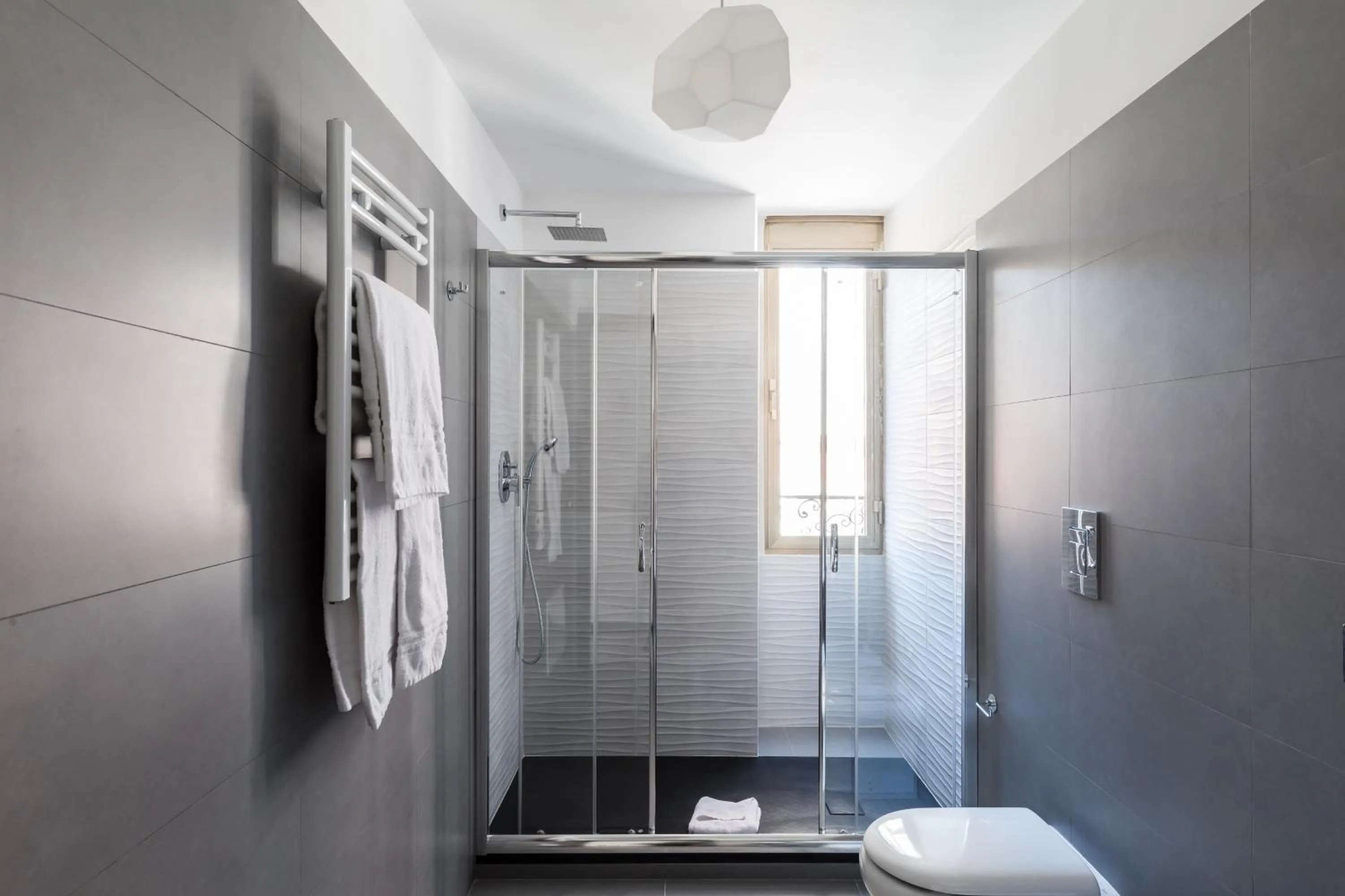 Shower in A World Aparts - 32 Modena