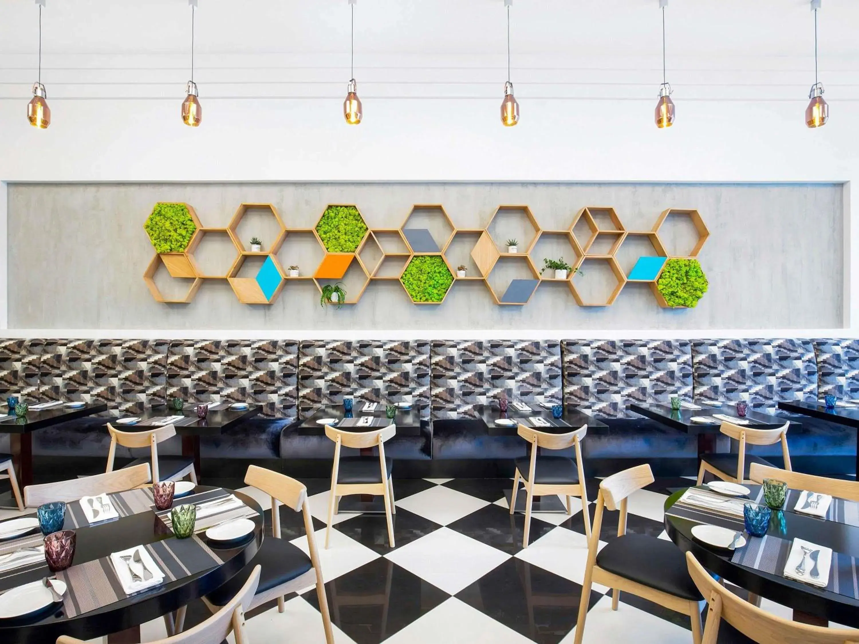 Restaurant/places to eat in ibis Deira Creekside Dubai Restaurant/places to eat in ibis Deira Creekside Dubai