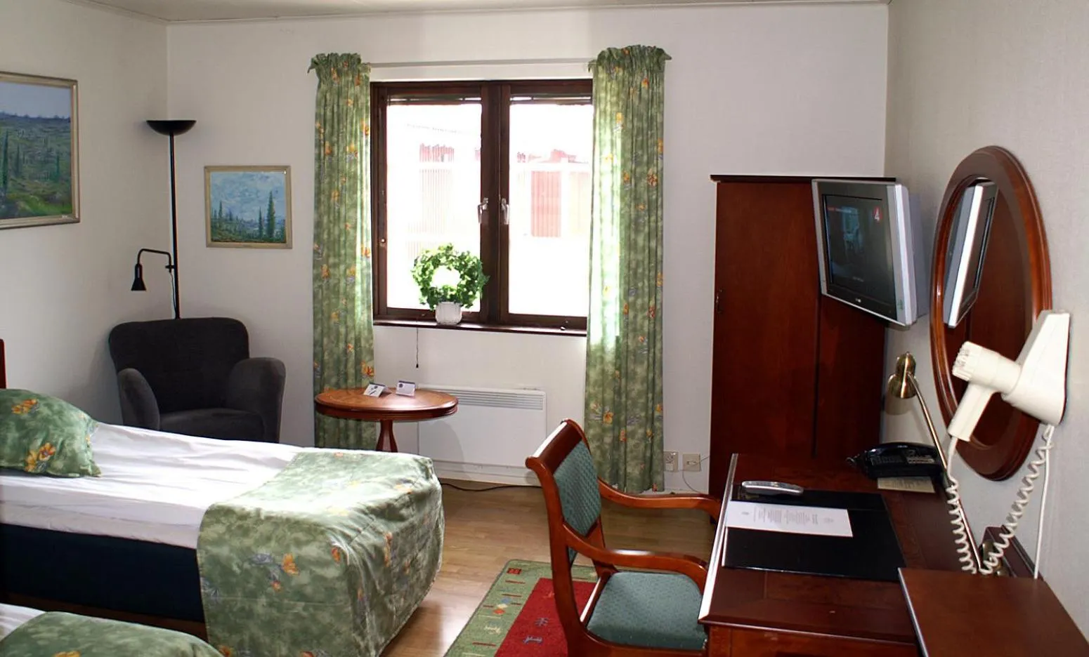 Photo of the whole room, Bed in Best Western Hotel Vrigstad