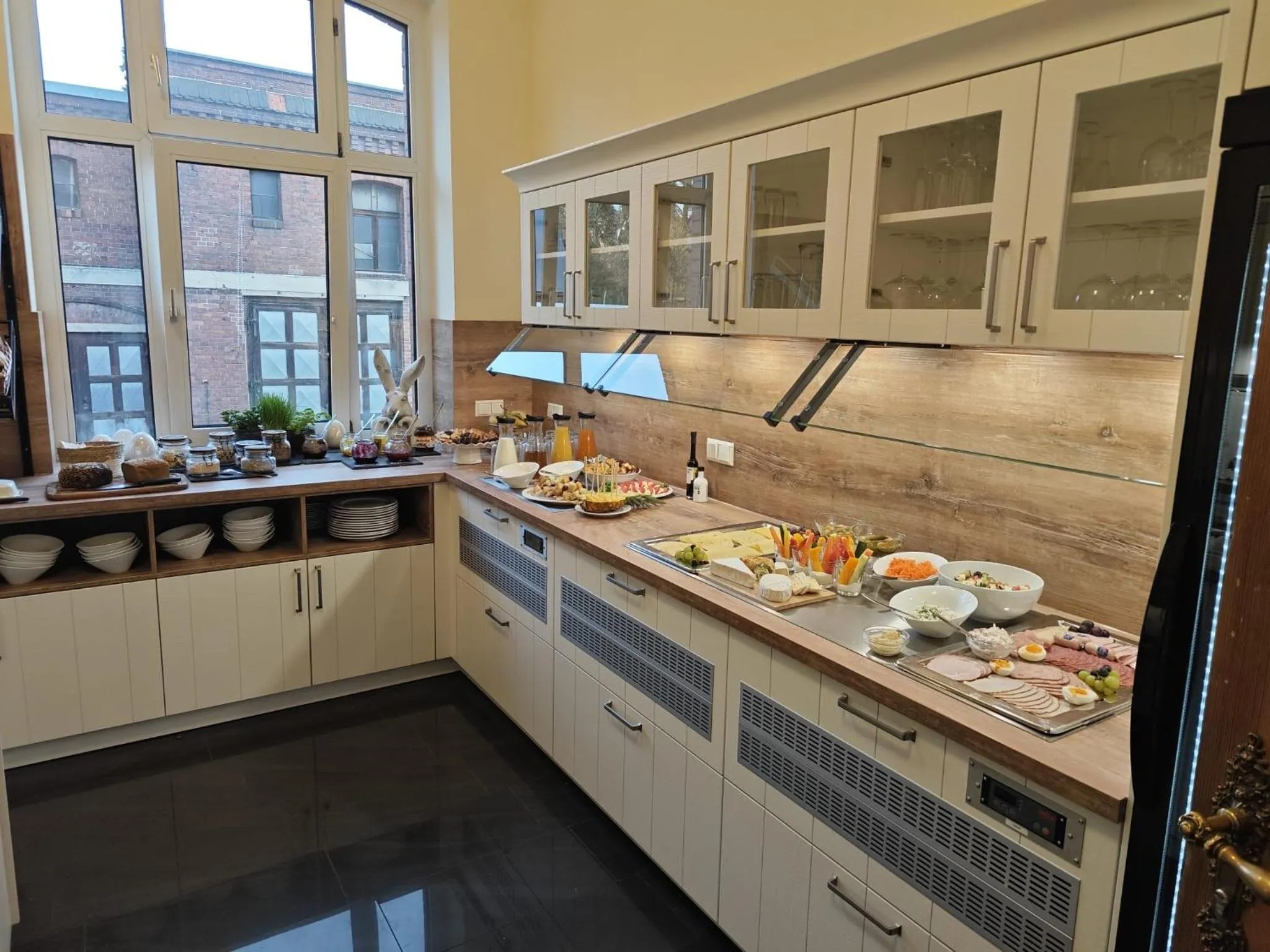 Buffet breakfast in Johanniterhaus Wittenberg